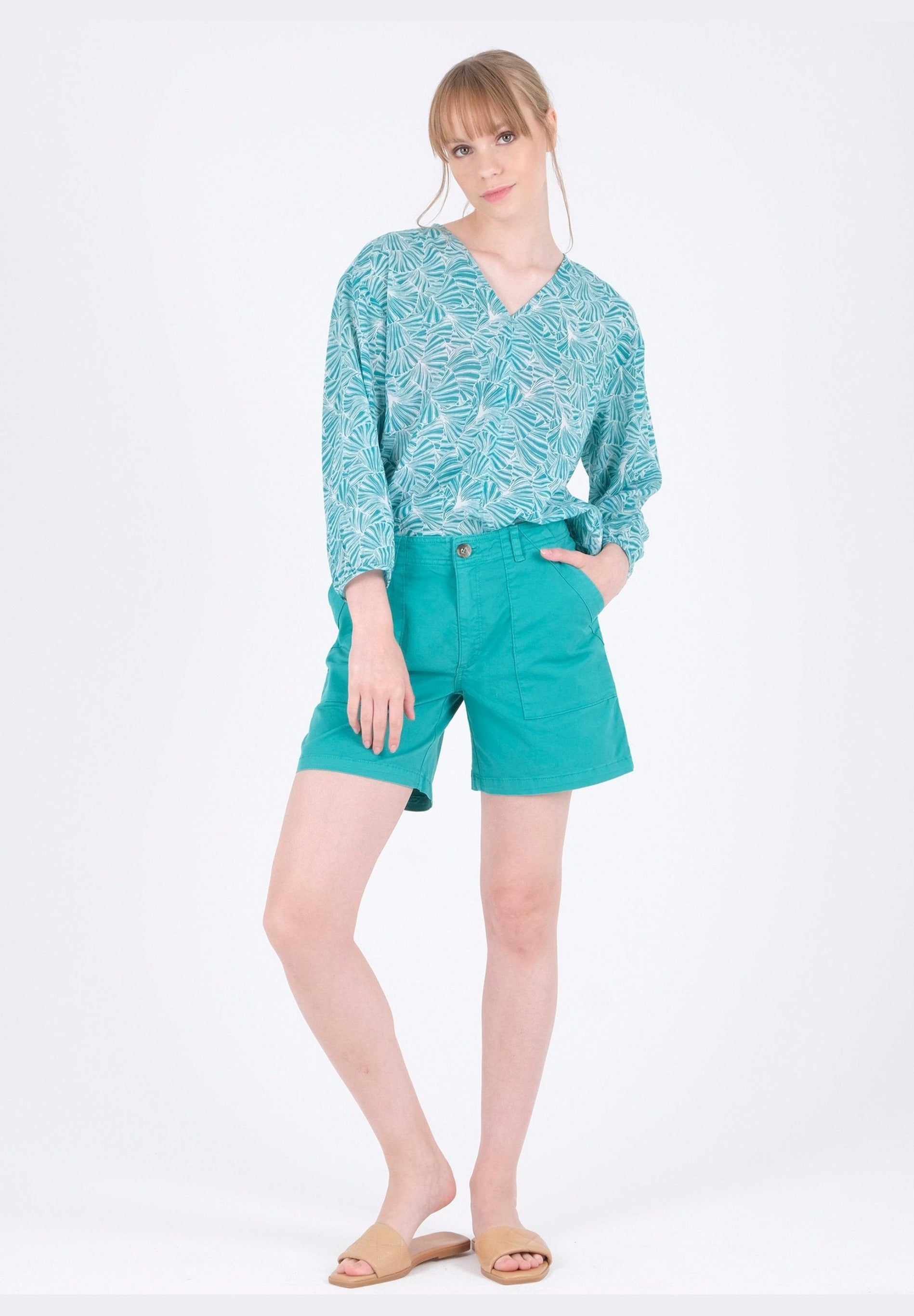 WOR15111emeraldflower_3.jpg