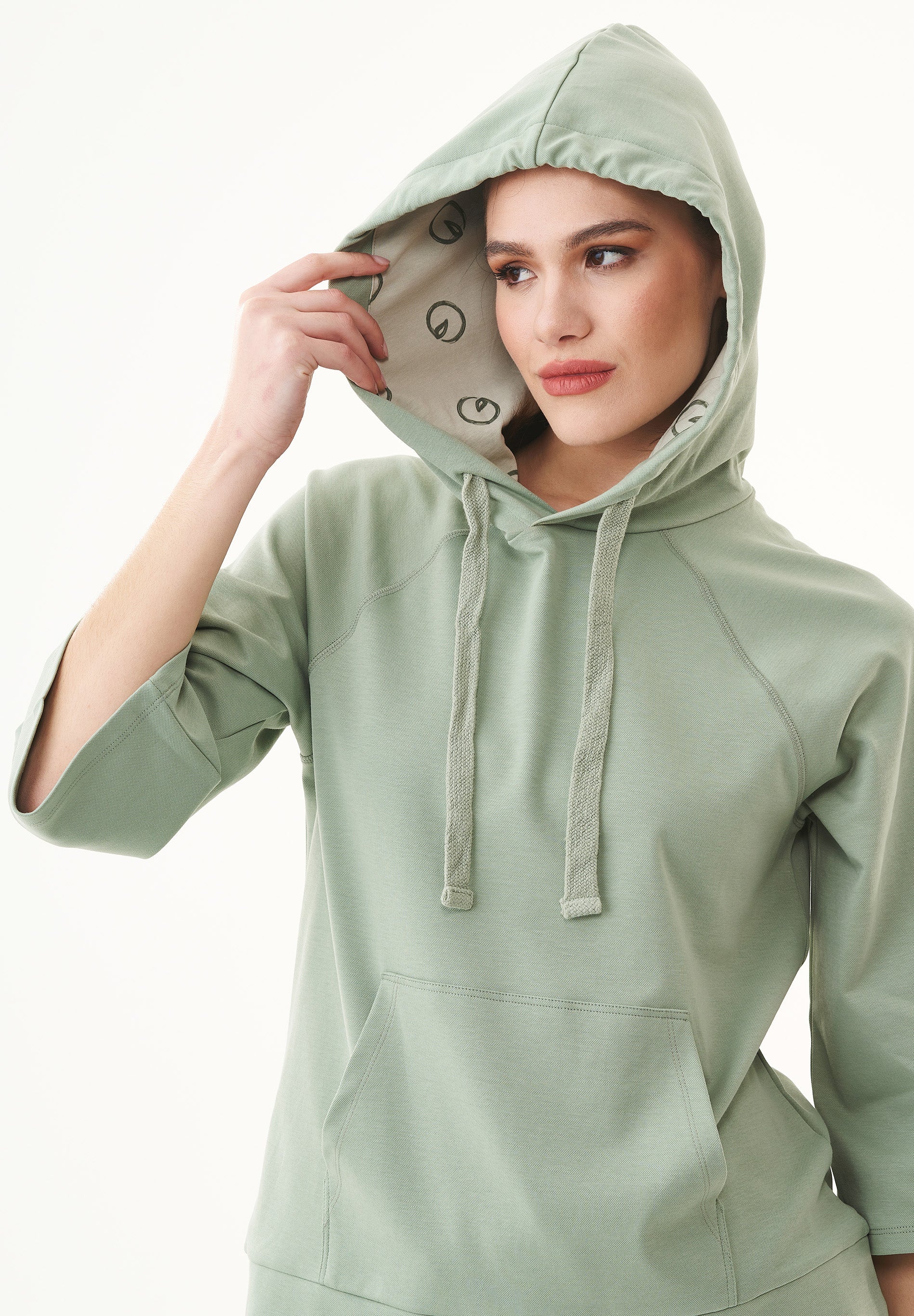Organic Cotton Sweat Hoodie with 3/4 Sleeves in olive green - Ecomarket.com