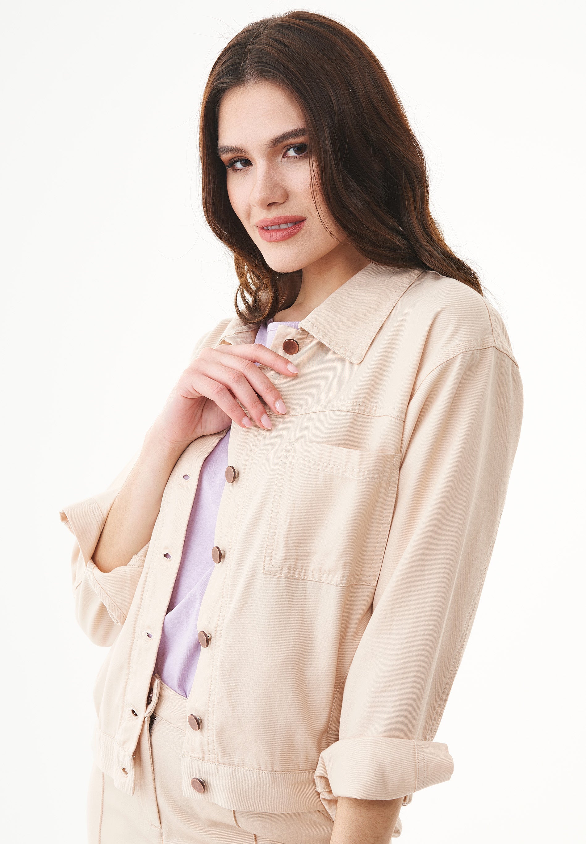 Shirt Jacket in TENCEL™ Lyocell & Organic Cotton Gabardine in beige - Ecomarket.com
