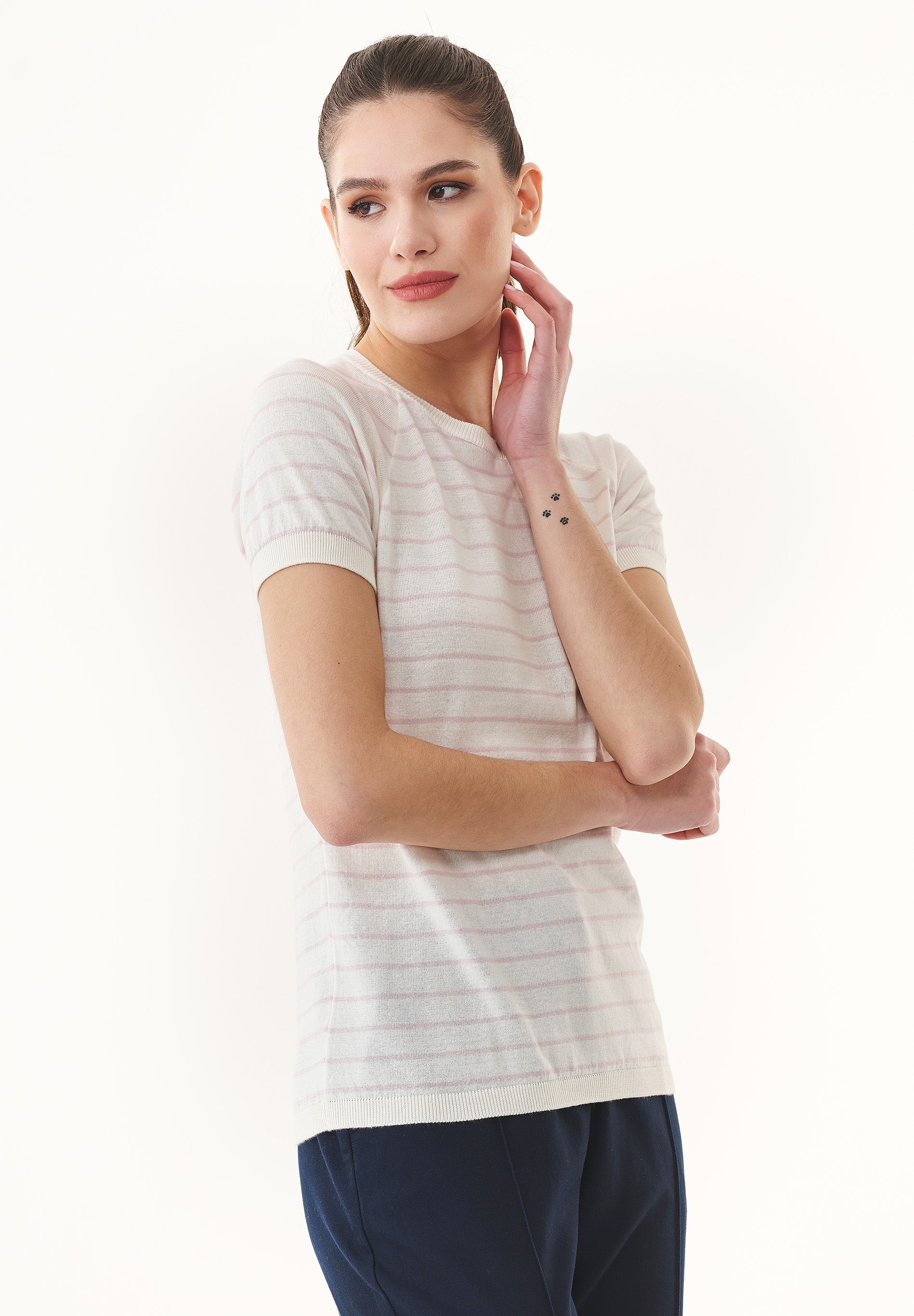 Fine-Knit Striped T-Shirt in Organic Cotton soft pink - Ecomarket.com