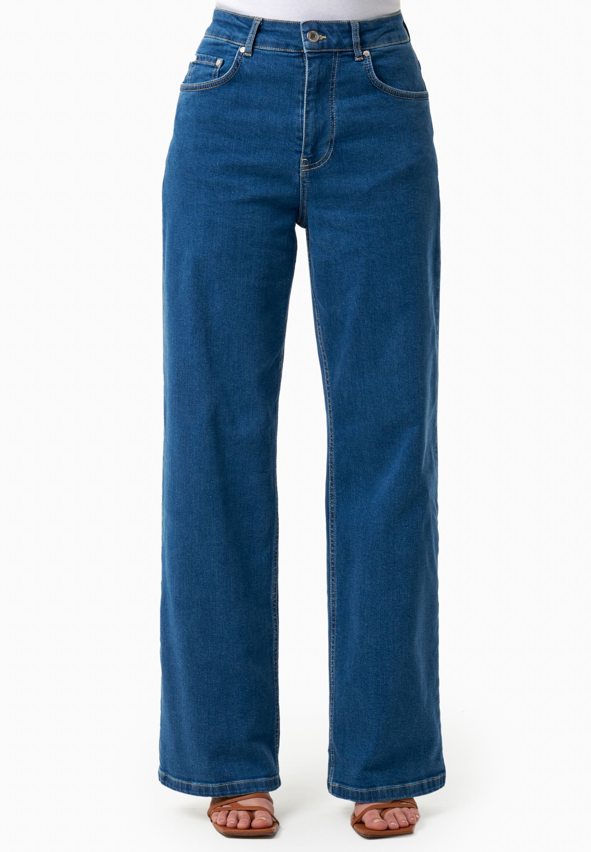Straight-Cut Jeans in Organic Cotton medium wash - Ecomarket.com