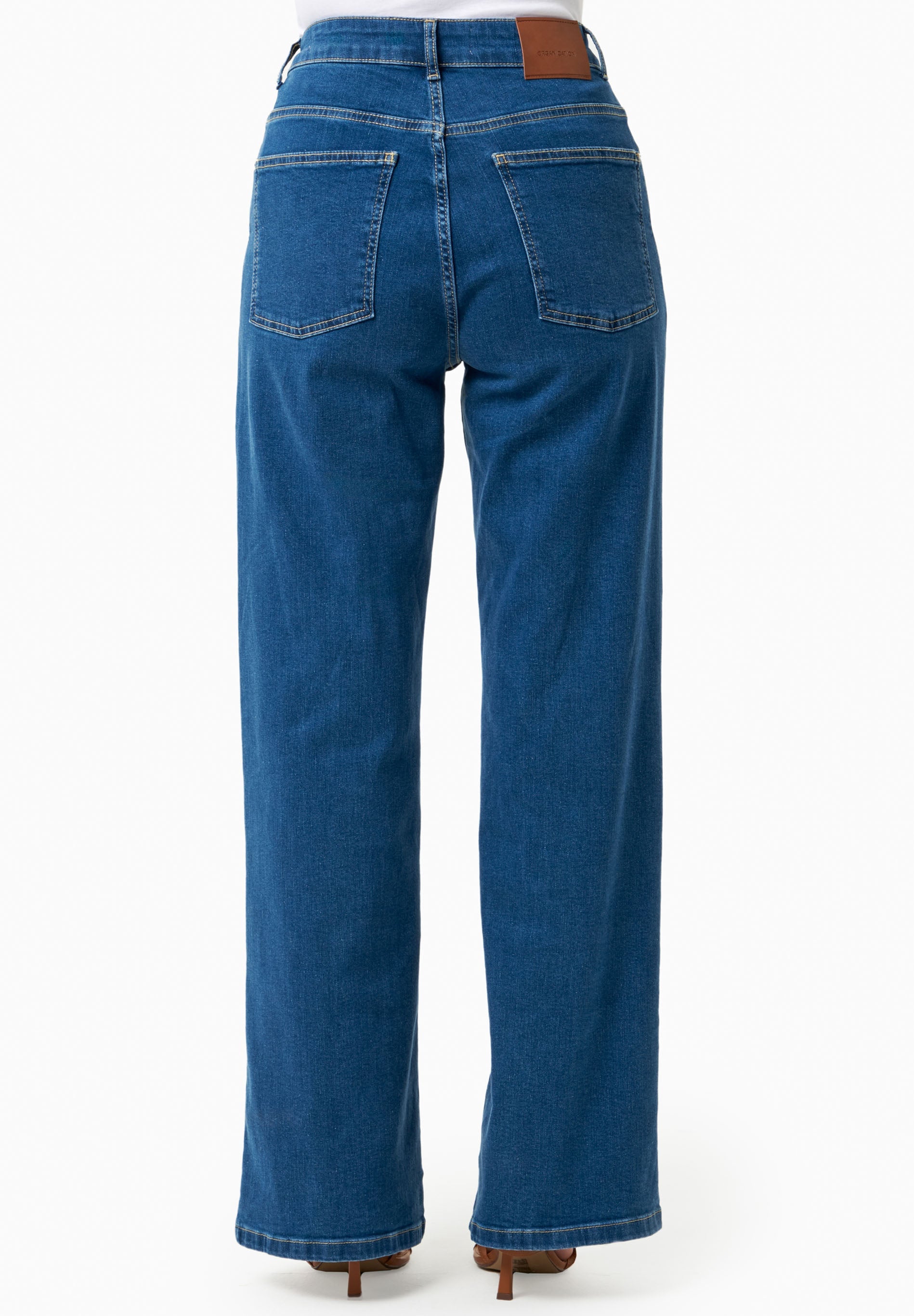 Straight-Cut Jeans in Organic Cotton medium wash - Ecomarket.com