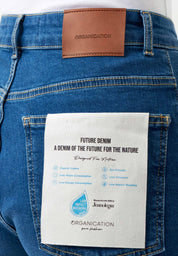 Straight-Cut Jeans in Organic Cotton medium wash - Ecomarket.com