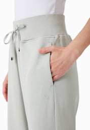 Sweatpants in TENCEL™ Modal & Organic Cotton in green moss - Ecomarket.com