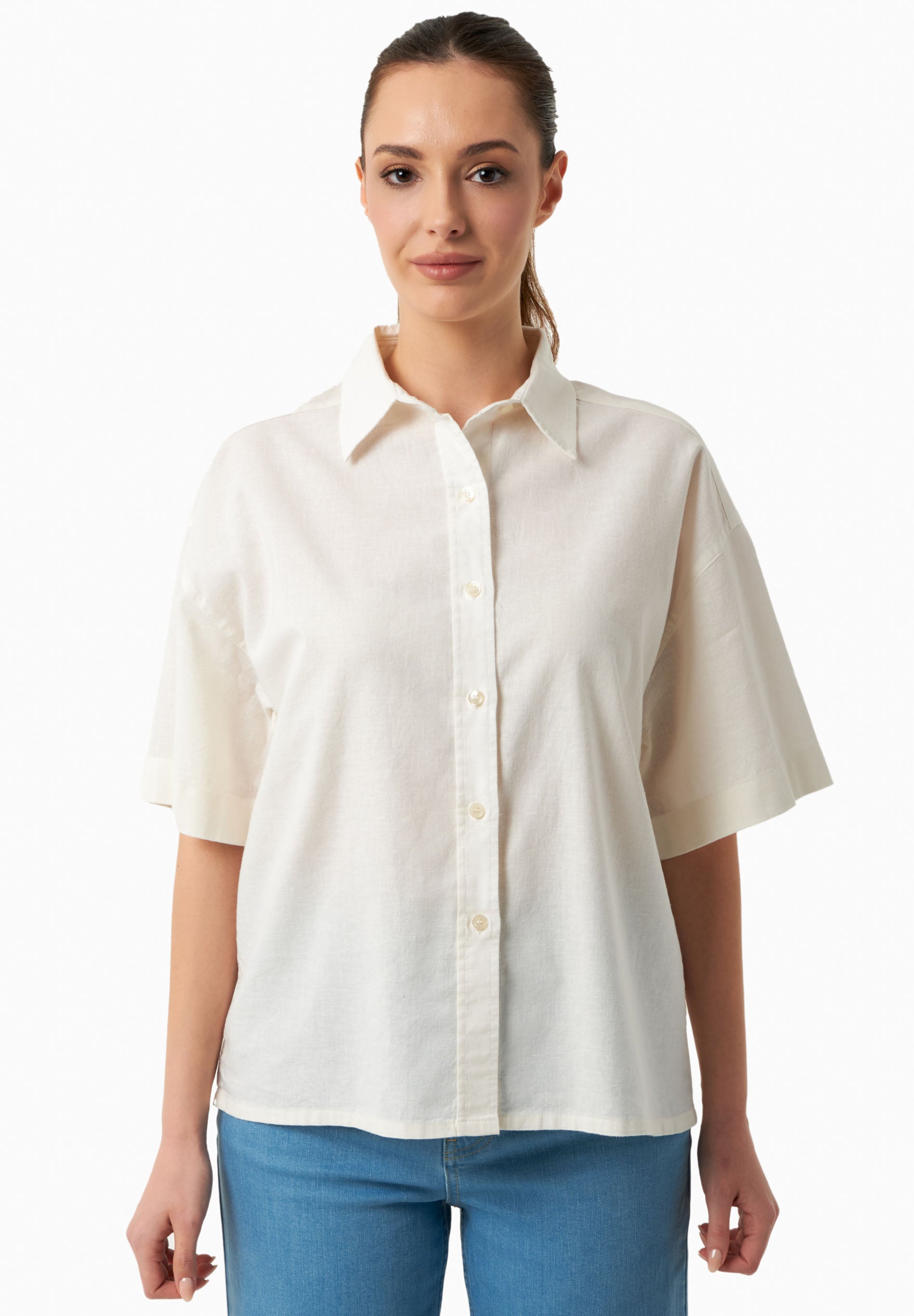 Loose-Fit Blouse in Organic Cotton & Linen in off white - Ecomarket.com