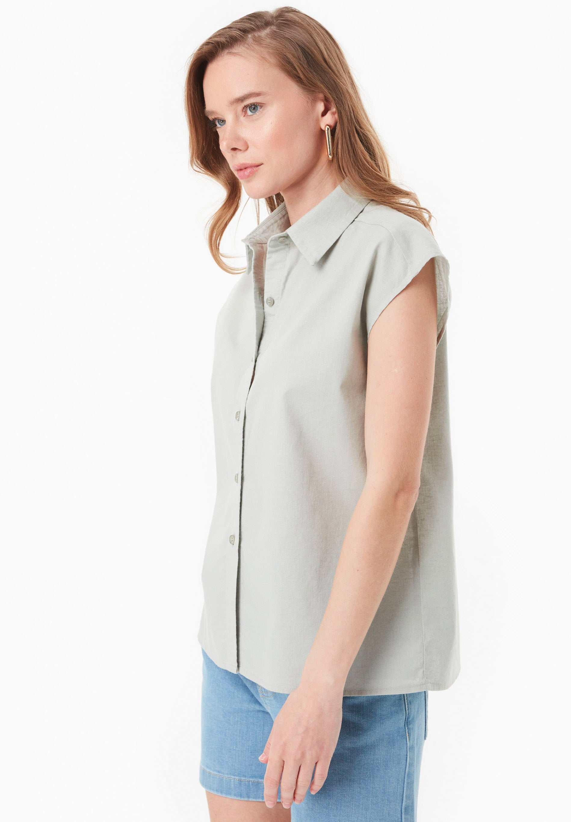 Blouse in Organic Cotton & Linen Blend in green moss - Ecomarket.com
