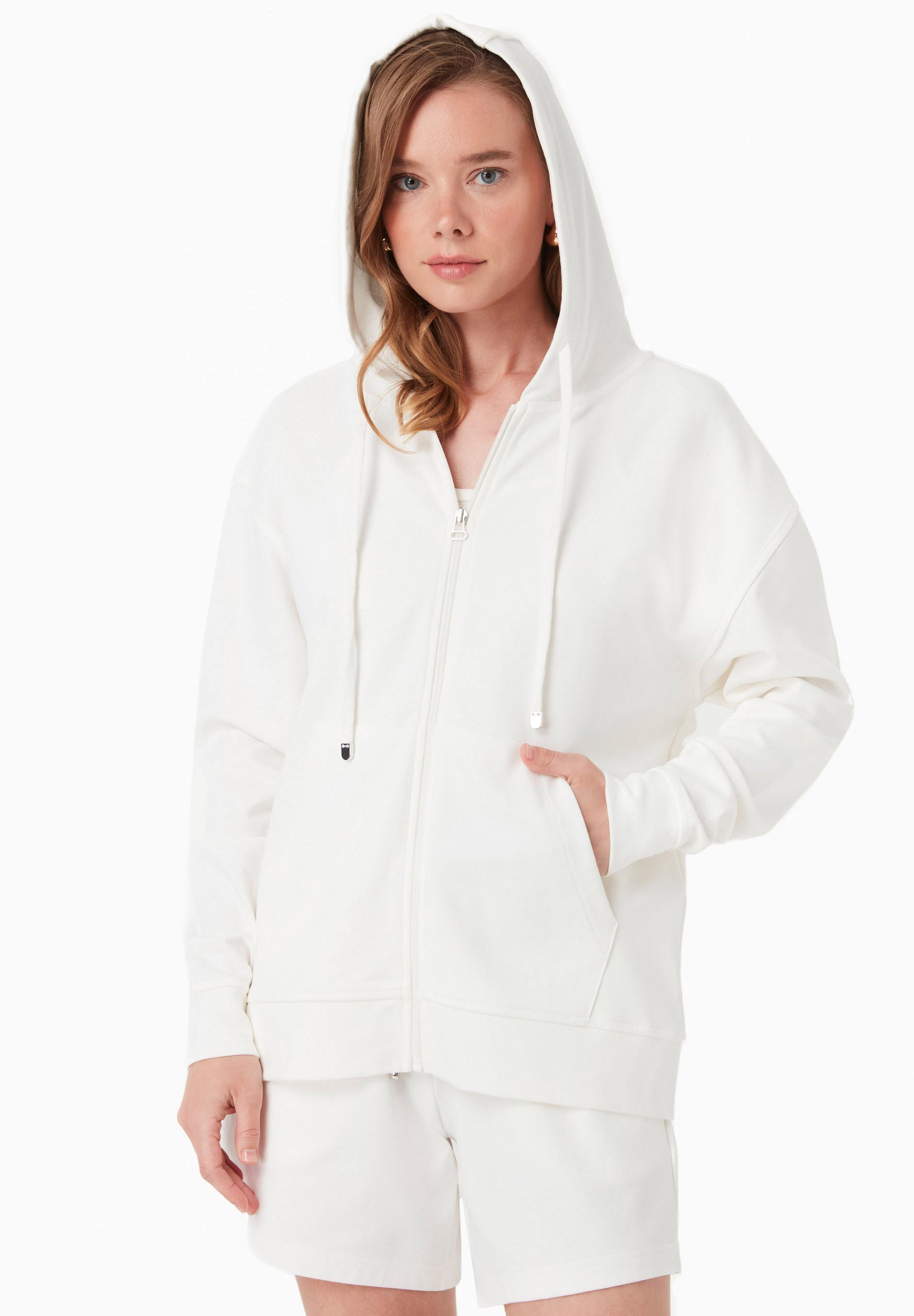 Zip Hoodie in TENCEL™ Modal & Organic Cotton in off white - Ecomarket.com