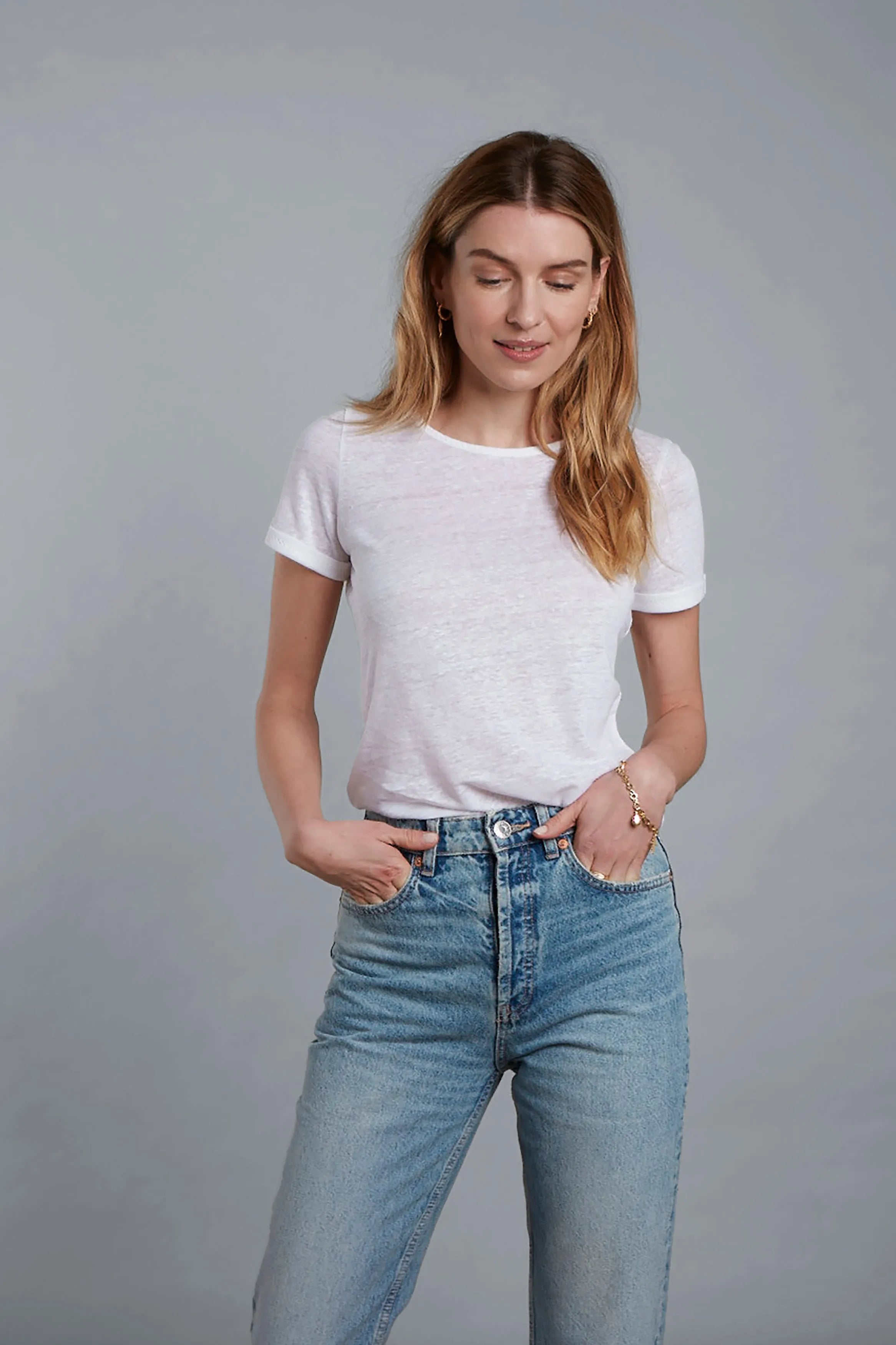 Linen T-shirt in different colors - Ecomarket.com
