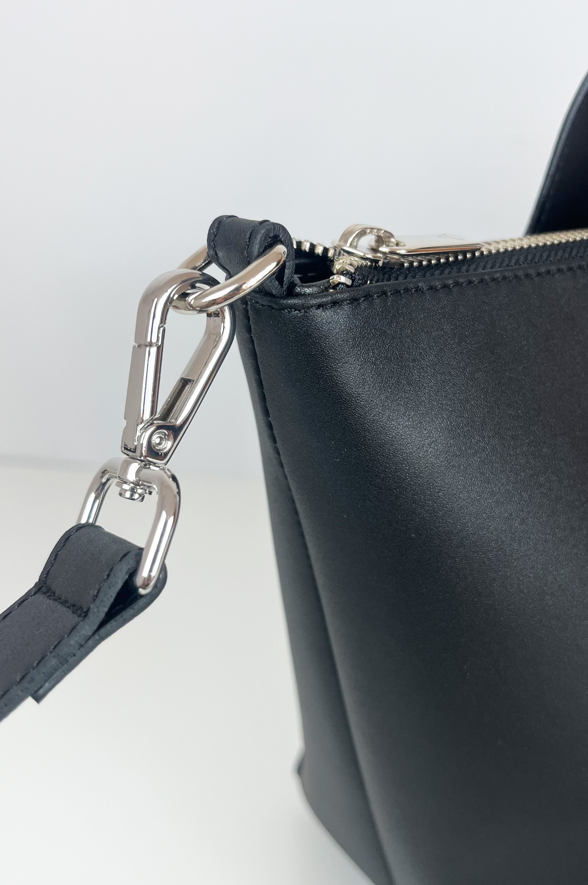 Trotto crossbody bag - Corn Black - Ecomarket.com