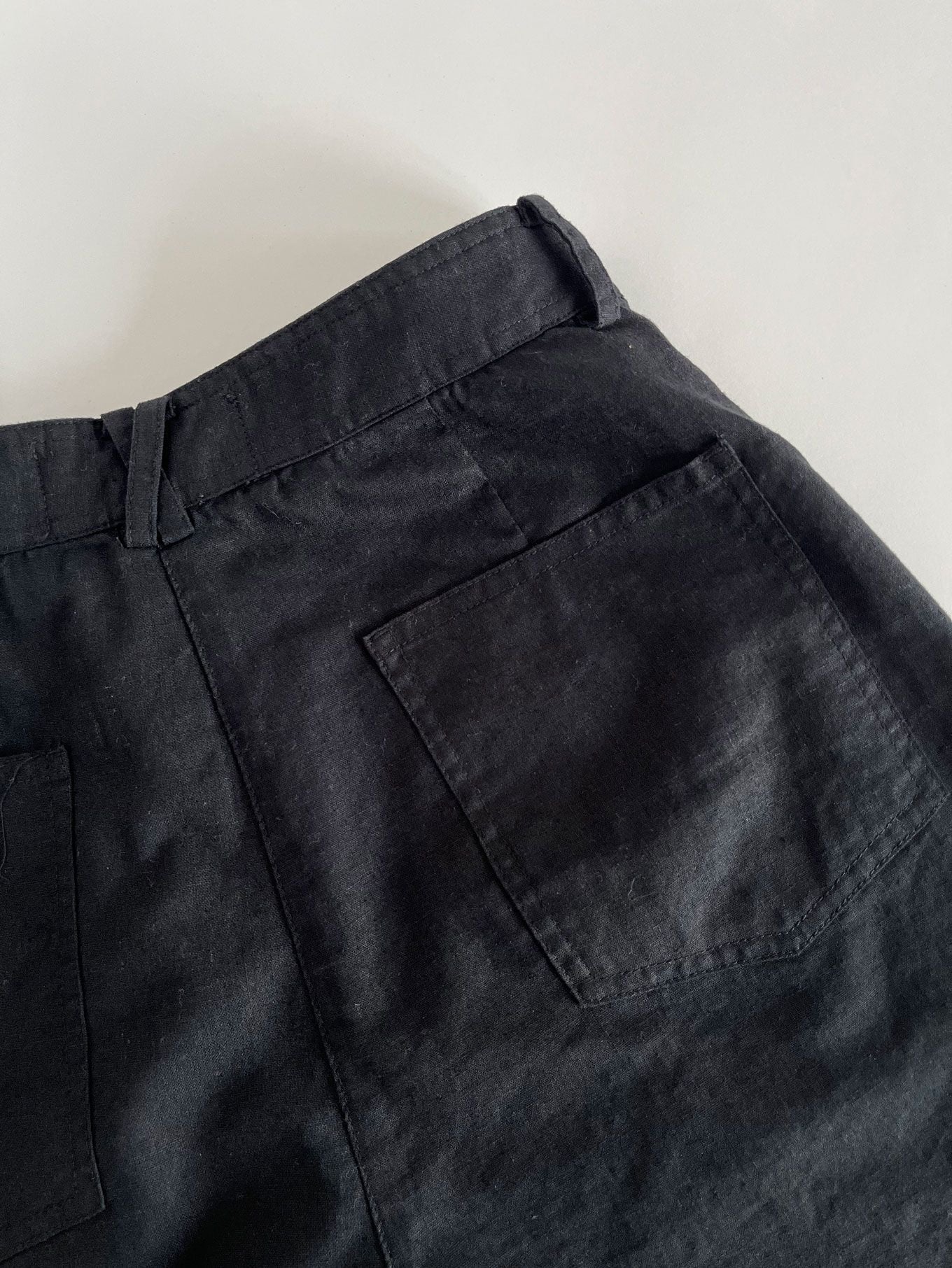 EMMIE - Organic Linen Cotton Shorts - Black - Ecomarket.com