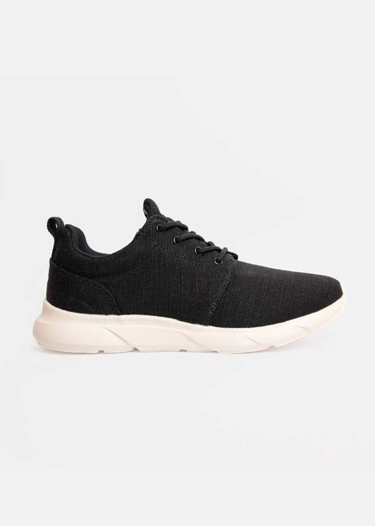 8000Kicks explorer V2 men’s black hemp sneaker - side view