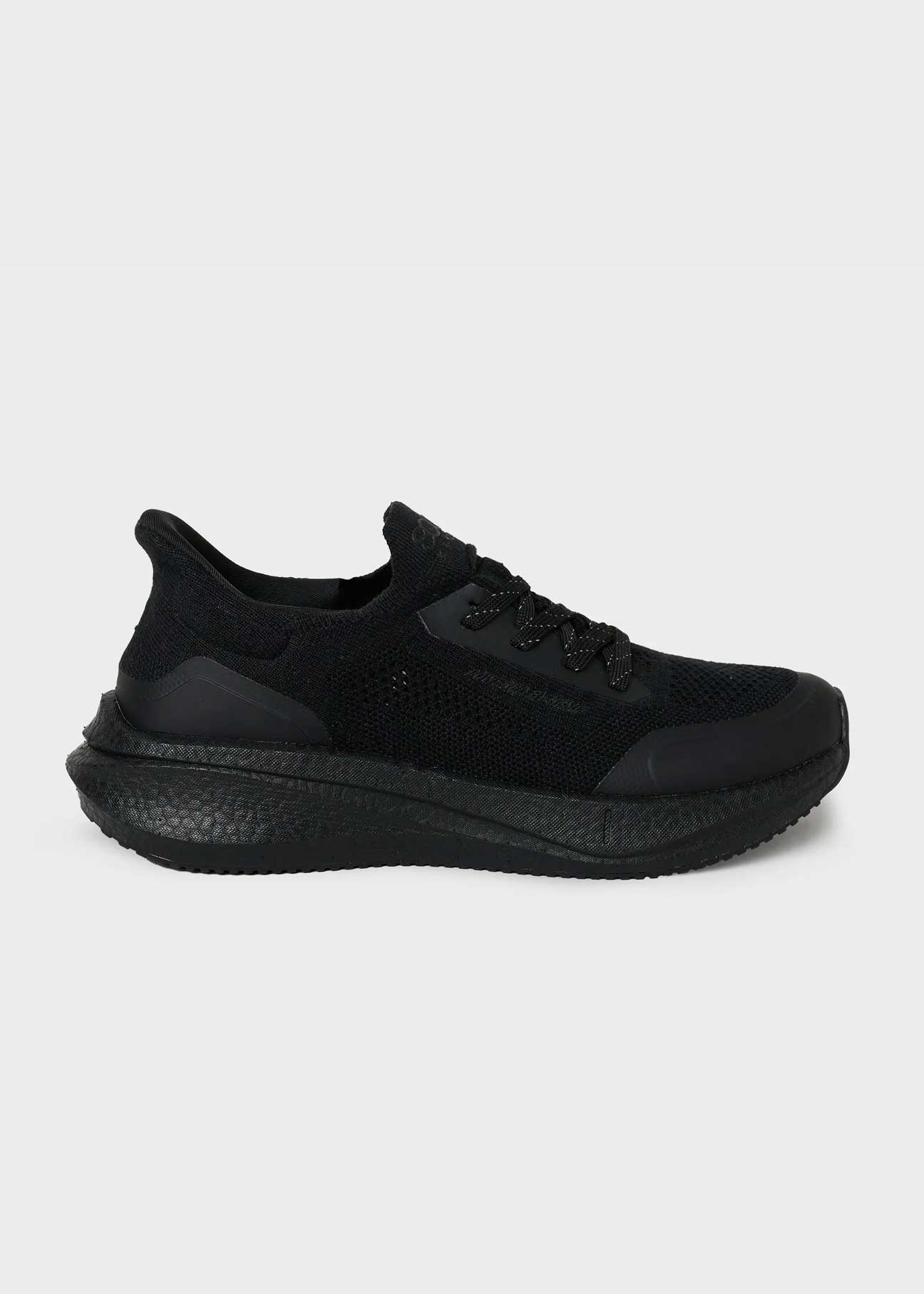 8000Kicks Runner men’s full black hemp sneaker - side view