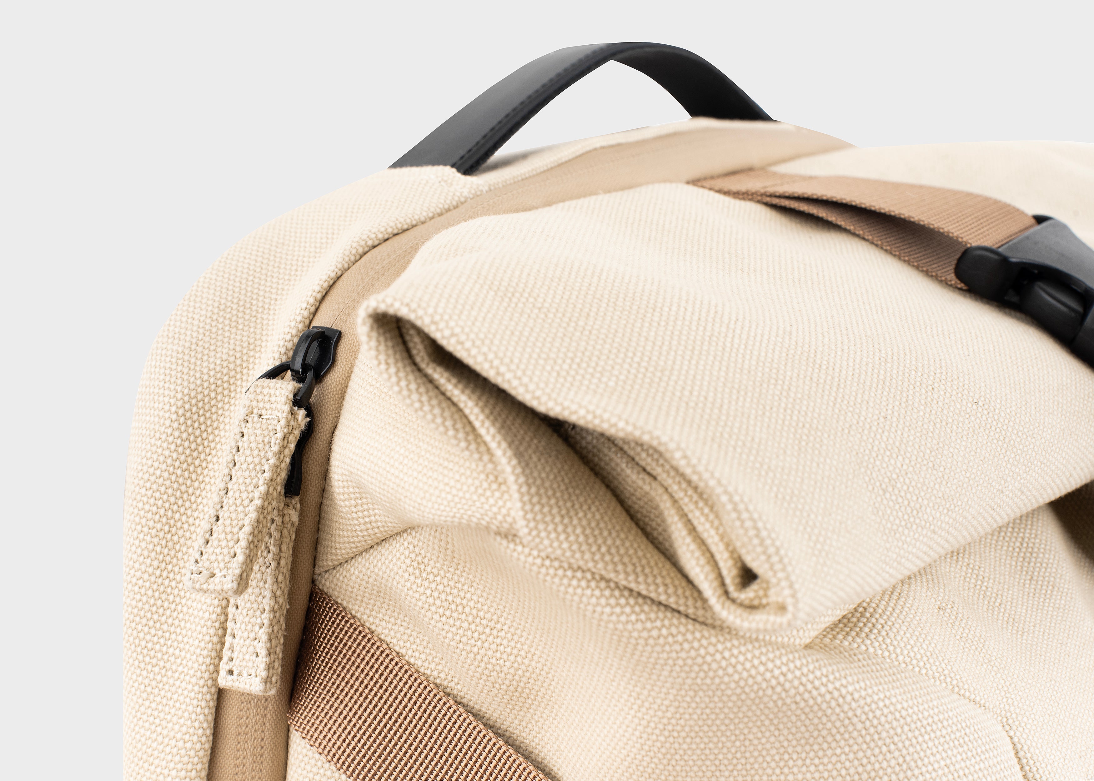 Nomad Zaino rolltop in canapa beige e verde