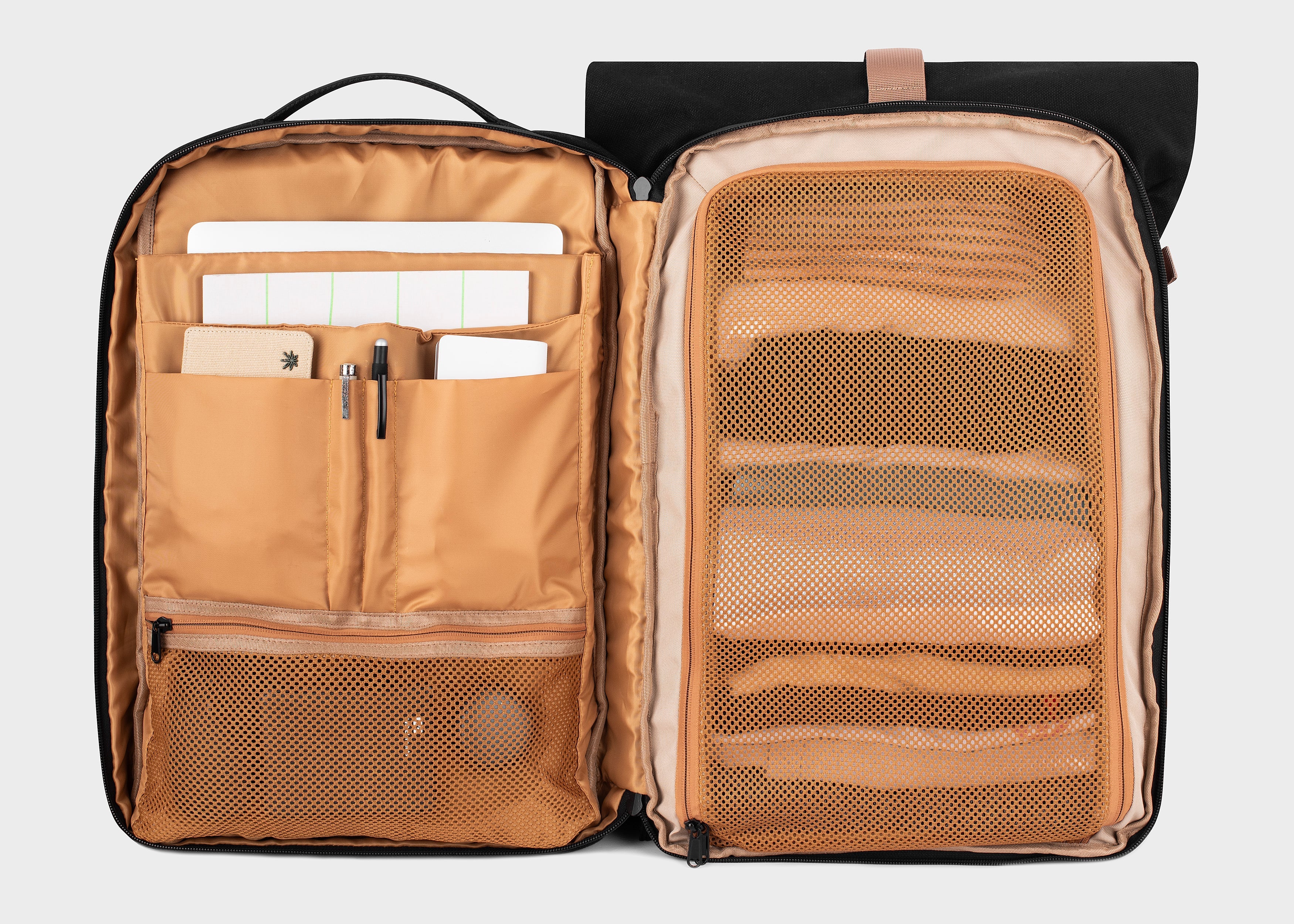Nomad-Rolltop-Rucksack aus Hanf in Dunkelgrün