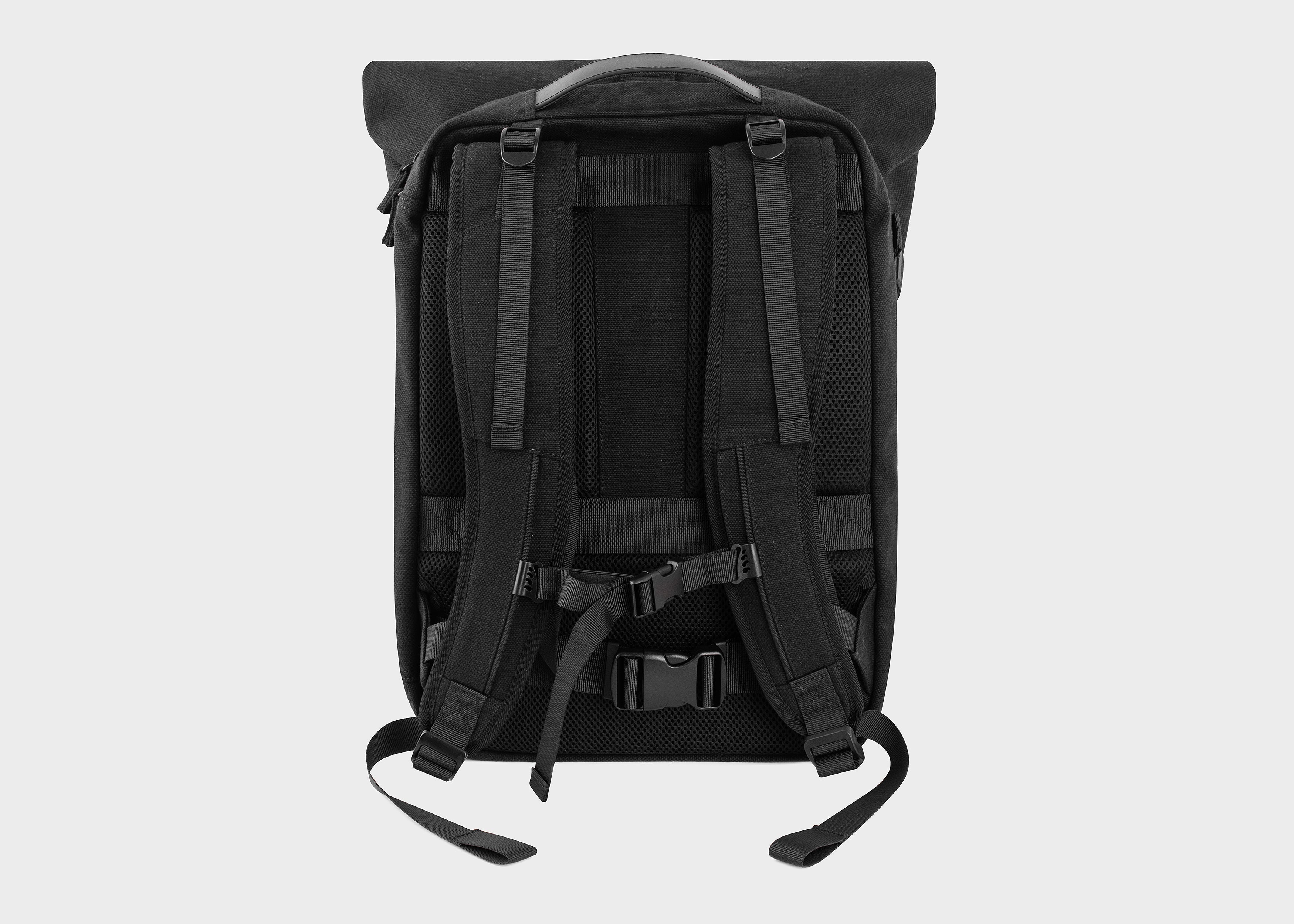 Nomad Hanf-Rolltop-Rucksack in Vollschwarz