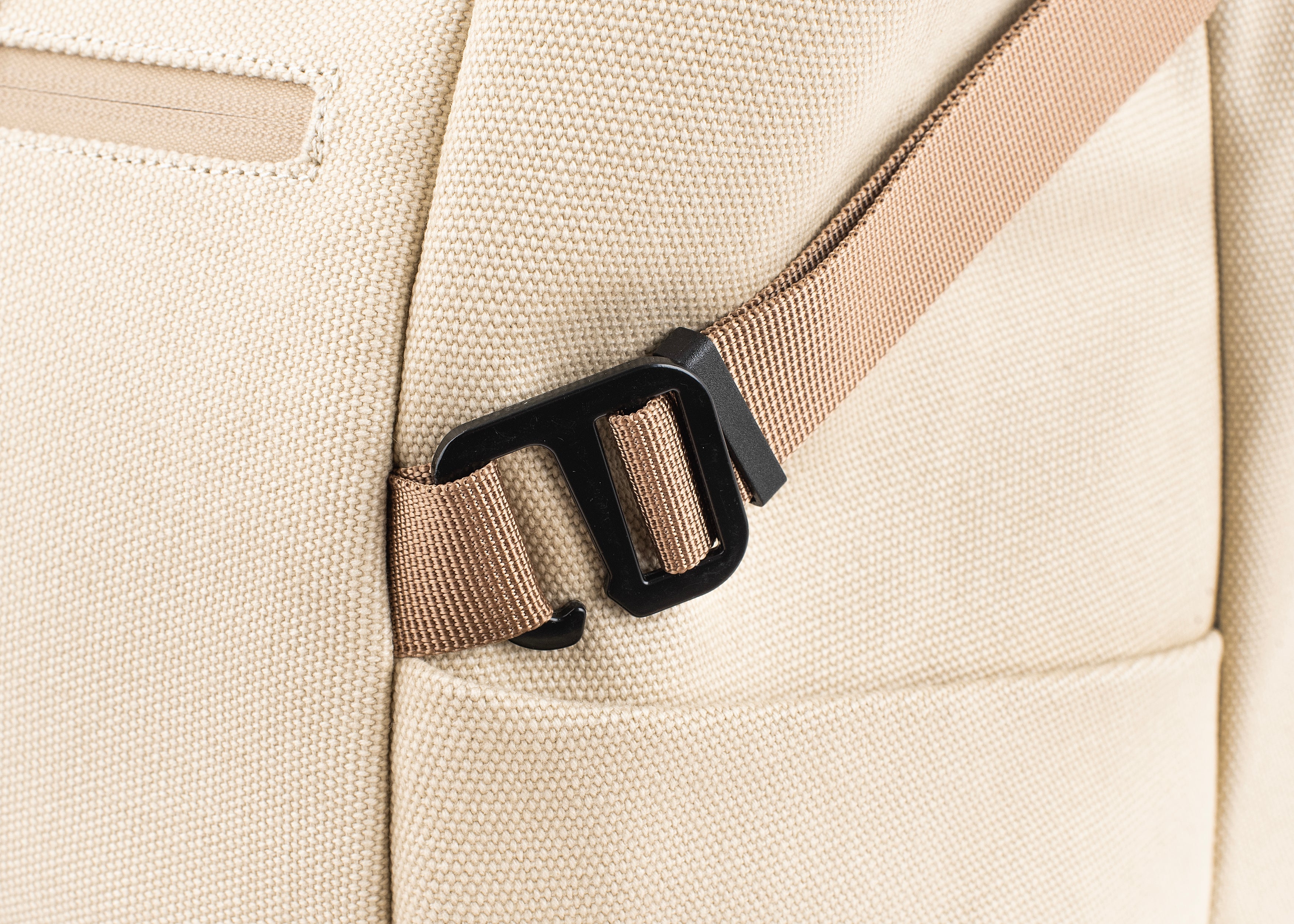 Nomad Zaino rolltop in canapa beige e verde