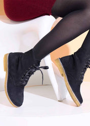 ANDA Classic Botas de Nobuk con Cordones en Negro