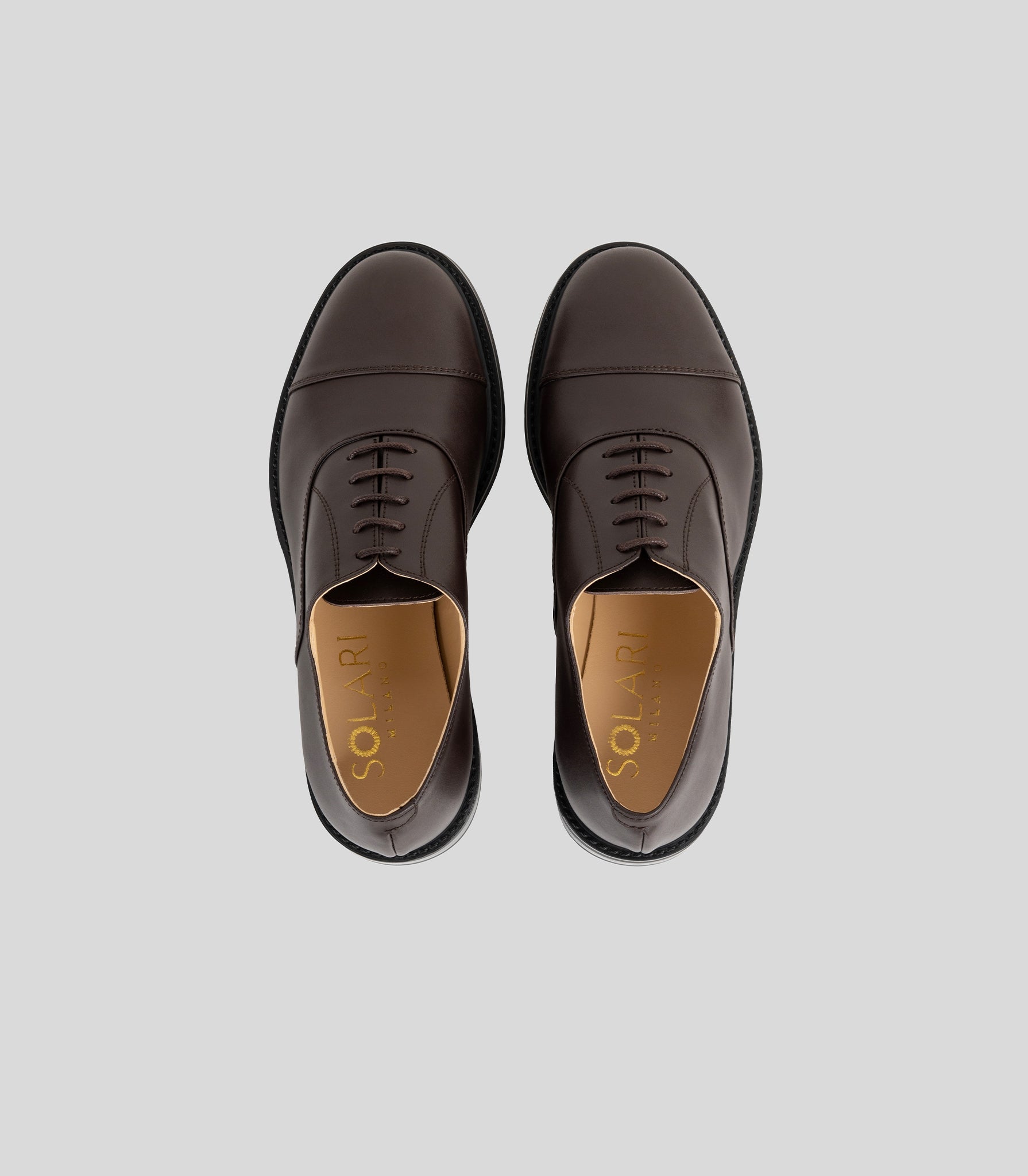 Vegan Oxford - Woman lace-up shoes by Solari Milano in dark brown, showcasing classic design and vegan materials.