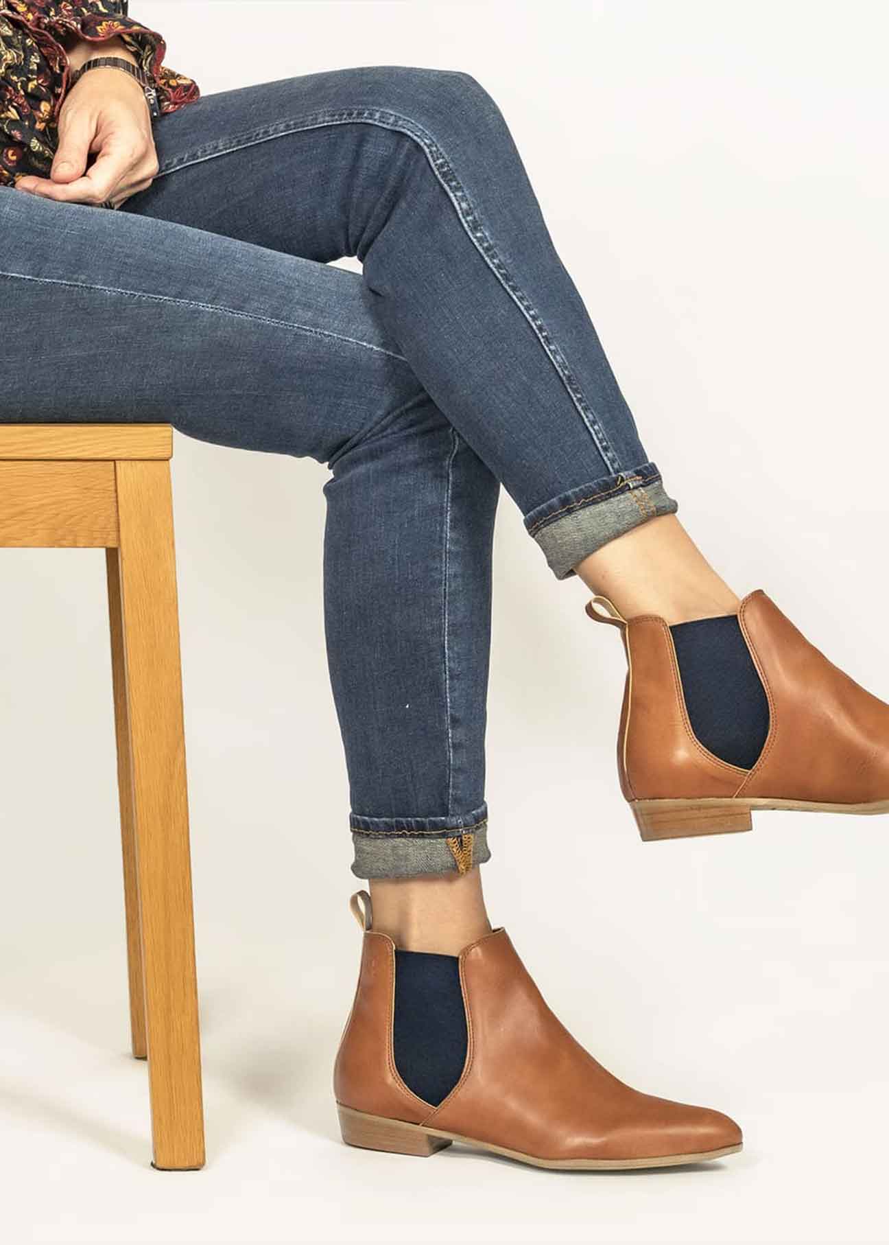 Laika Vegan Chelsea Boots Camel - Ecomarket.com