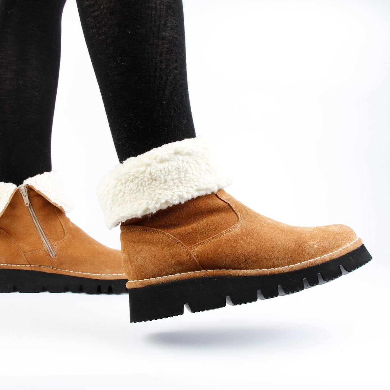ELIA Botas cálidas de ante en Whisky