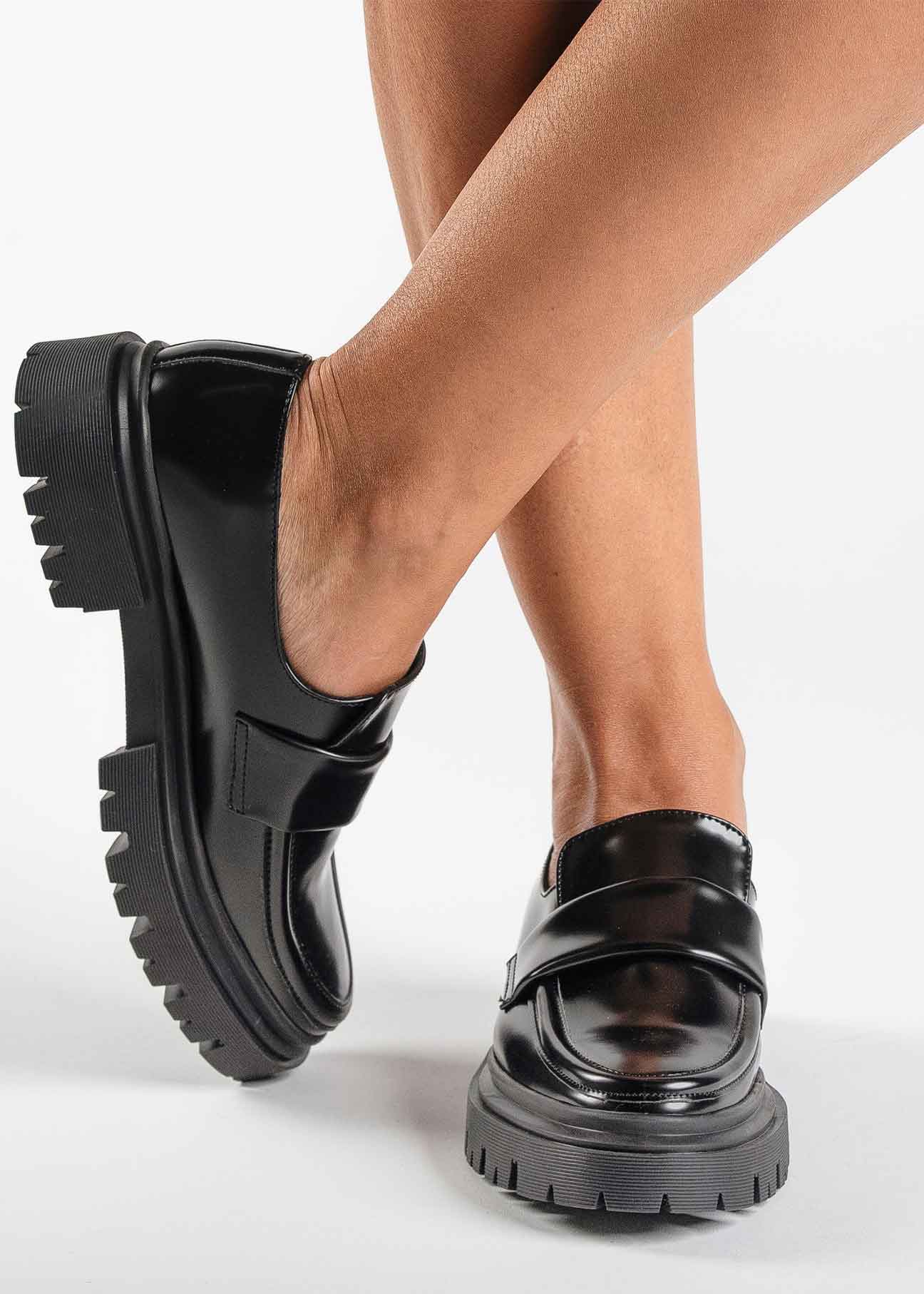 ESEL Black Vegan Loafer - Ecomarket.com