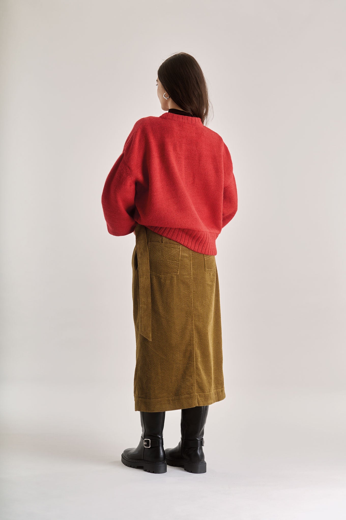K2-GW-26-PALOMA-Jumper-Red---C1-CDY-06-SANTO-Skirt-Olive-2_ef0520d3-e4b0-44ec-b772-5c09467f6388.jpg