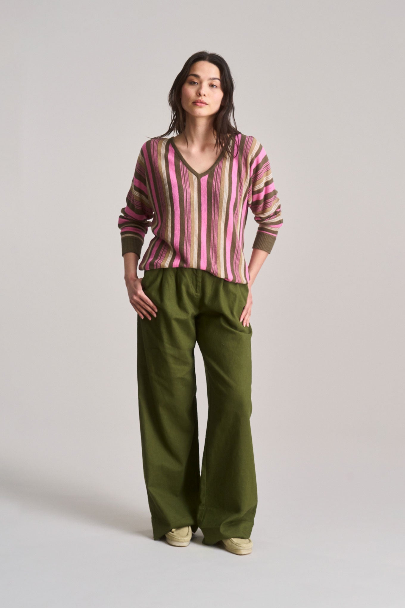 LION-TROUSER-KHAKI-CLOVER-JUMPER-STRIPE.jpg
