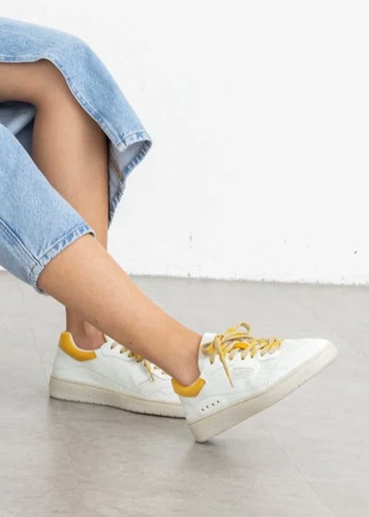 Level Yellow Vegan Sneakers – made with Apples - Ecomarket.com