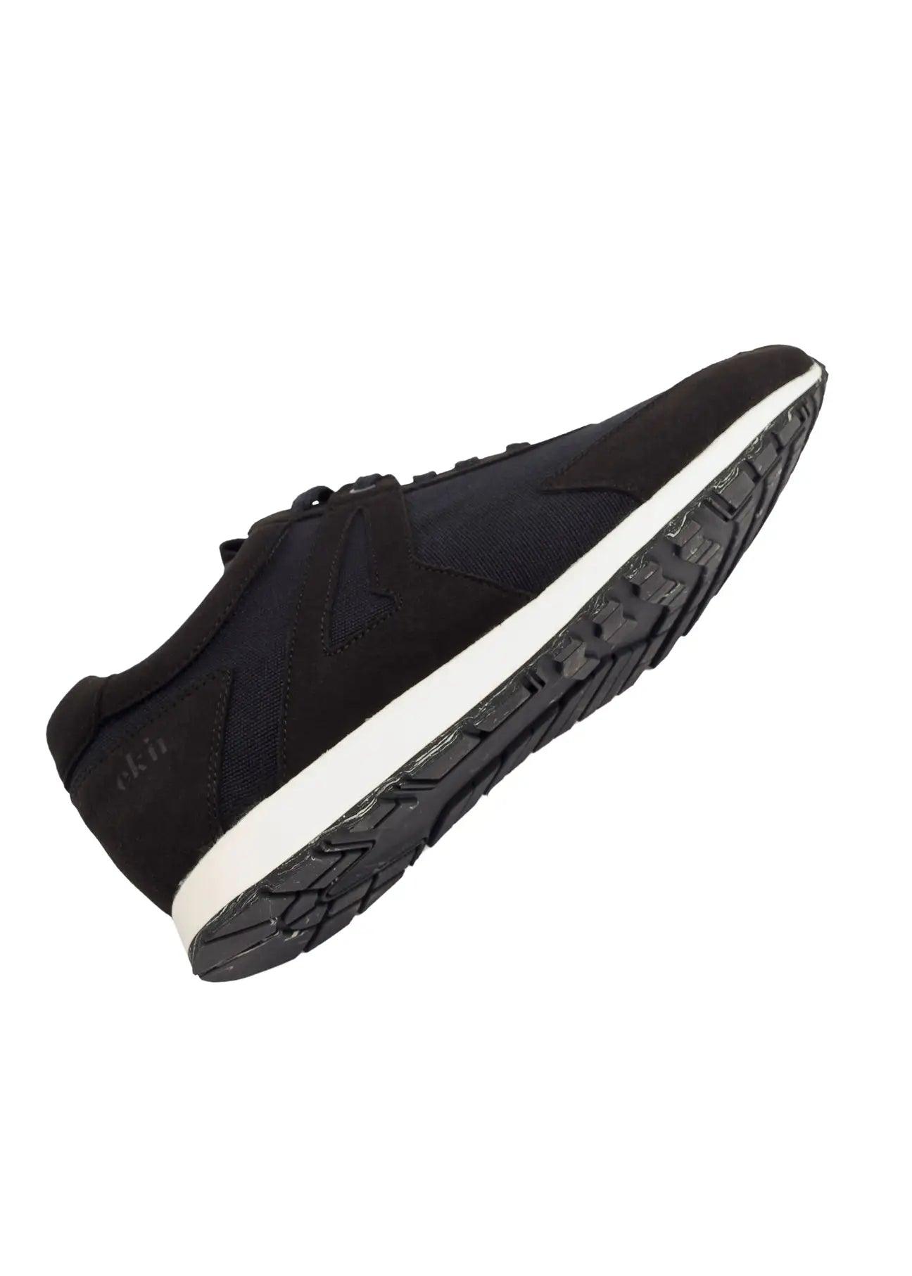EKN Low Seed Runner Black-Vegan - Ecomarket.com