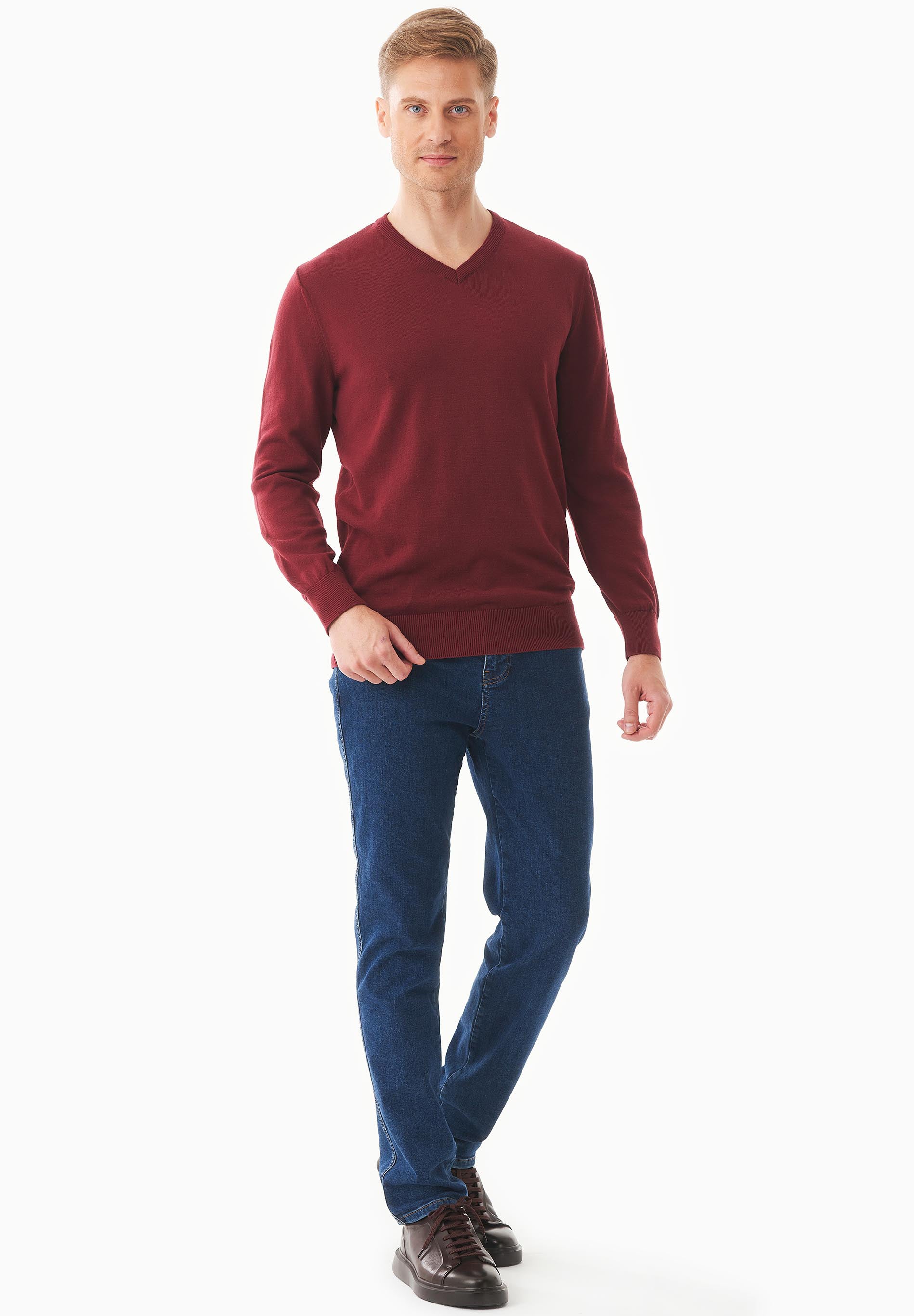 MCASUAL541syrahred-2-088042.jpg