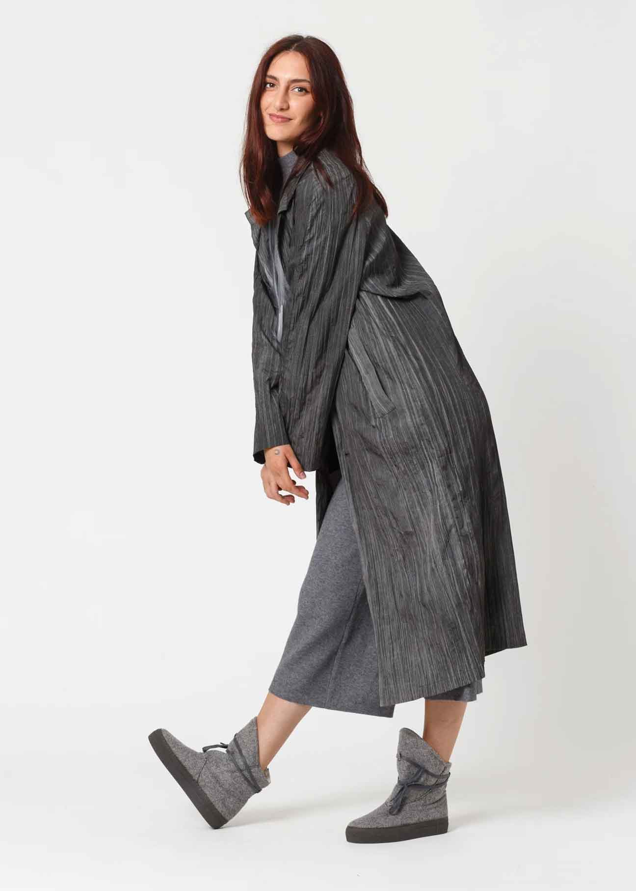 MICHONE-Burel-Fur-Grey-Boots_2.jpg