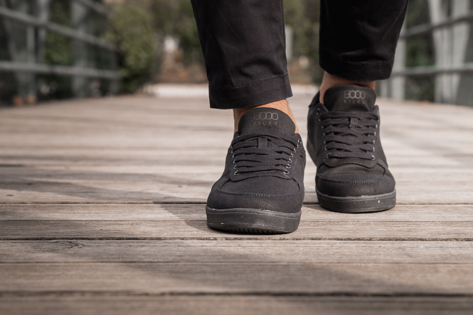 8000Kicks Seeker Baskets décontractées en toile pour femme – Noir