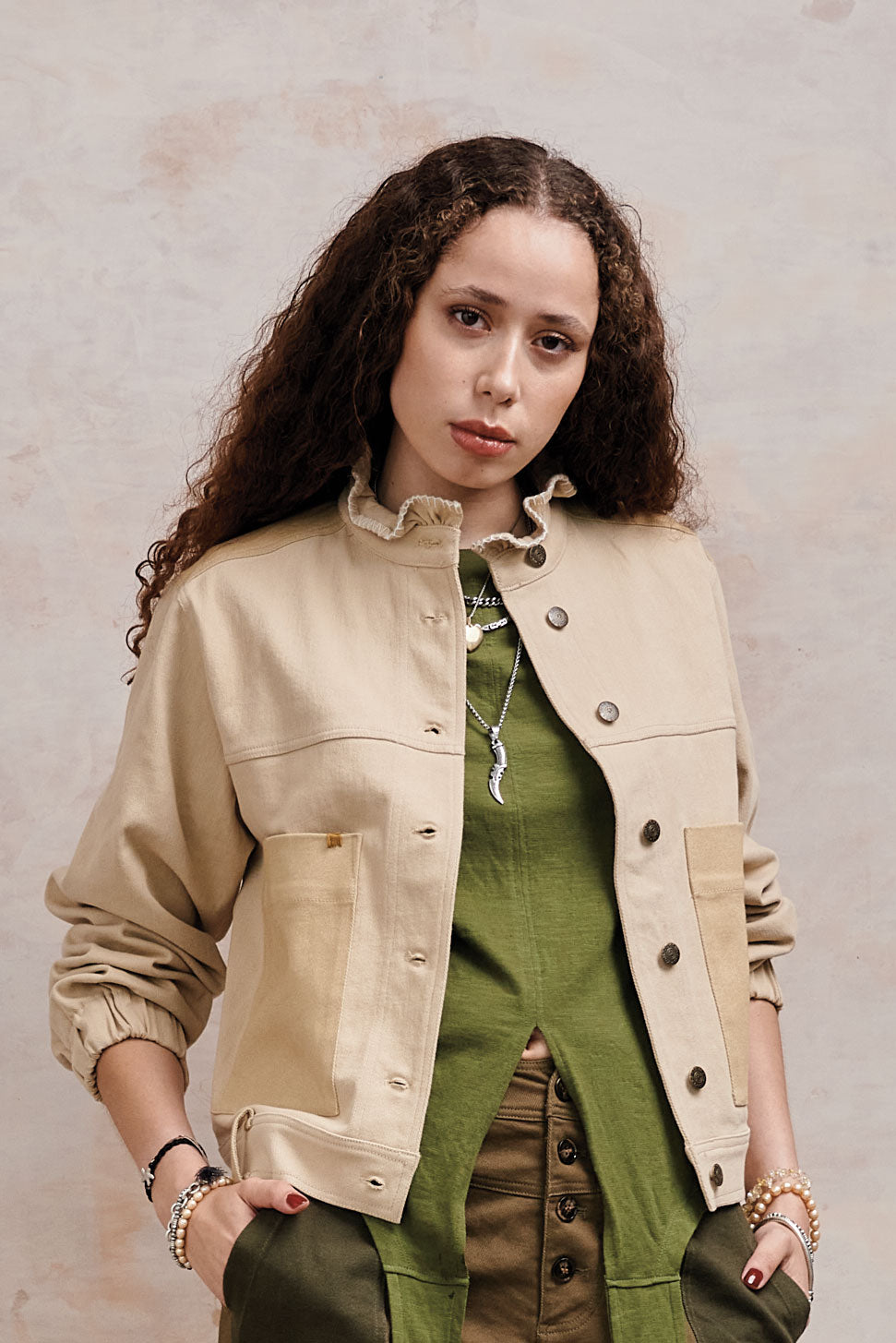 RUFFLE-JACKET-SAND---ANISA-TOP-GREEN---DESERT-SHORT-GREEN.jpg