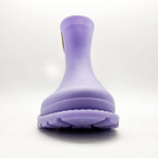 Front view of Thies Bio Rain Boots in lavender, featuring the vegan boots' robust toe area.