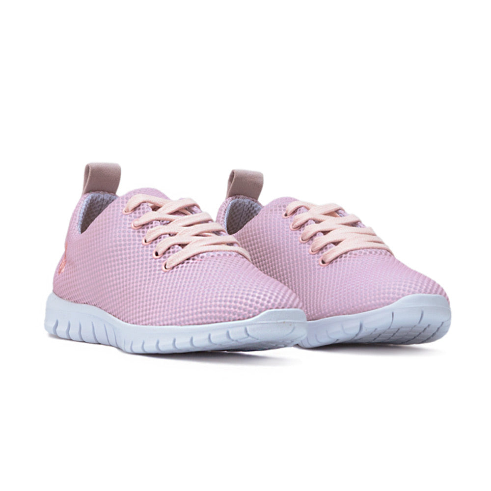 Pair of pink sustainable sneakers by Thies, with mesh upper and white flexible soles, displayed facing forward.