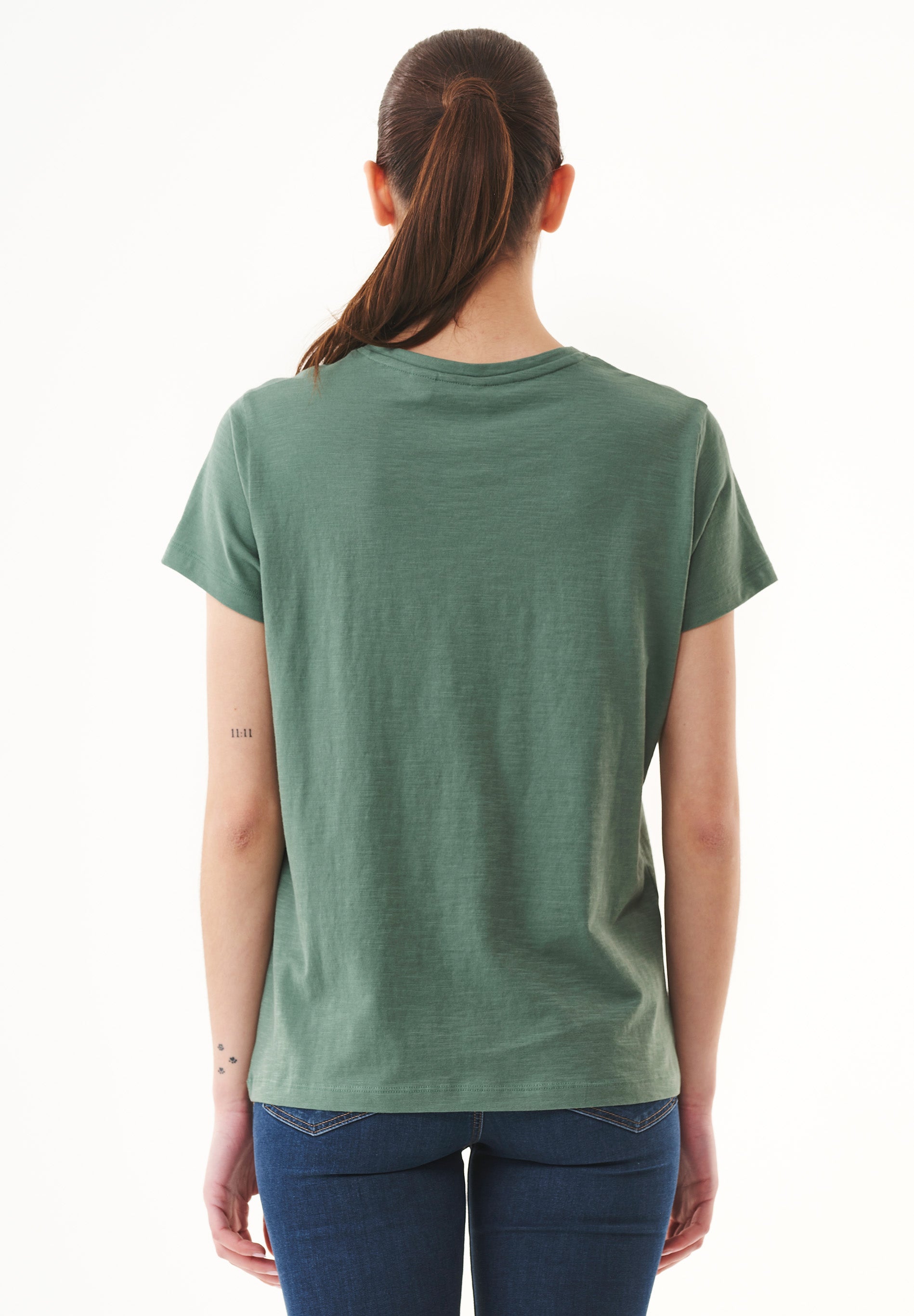 Camiseta básica en 100% algodón orgánico en té verde