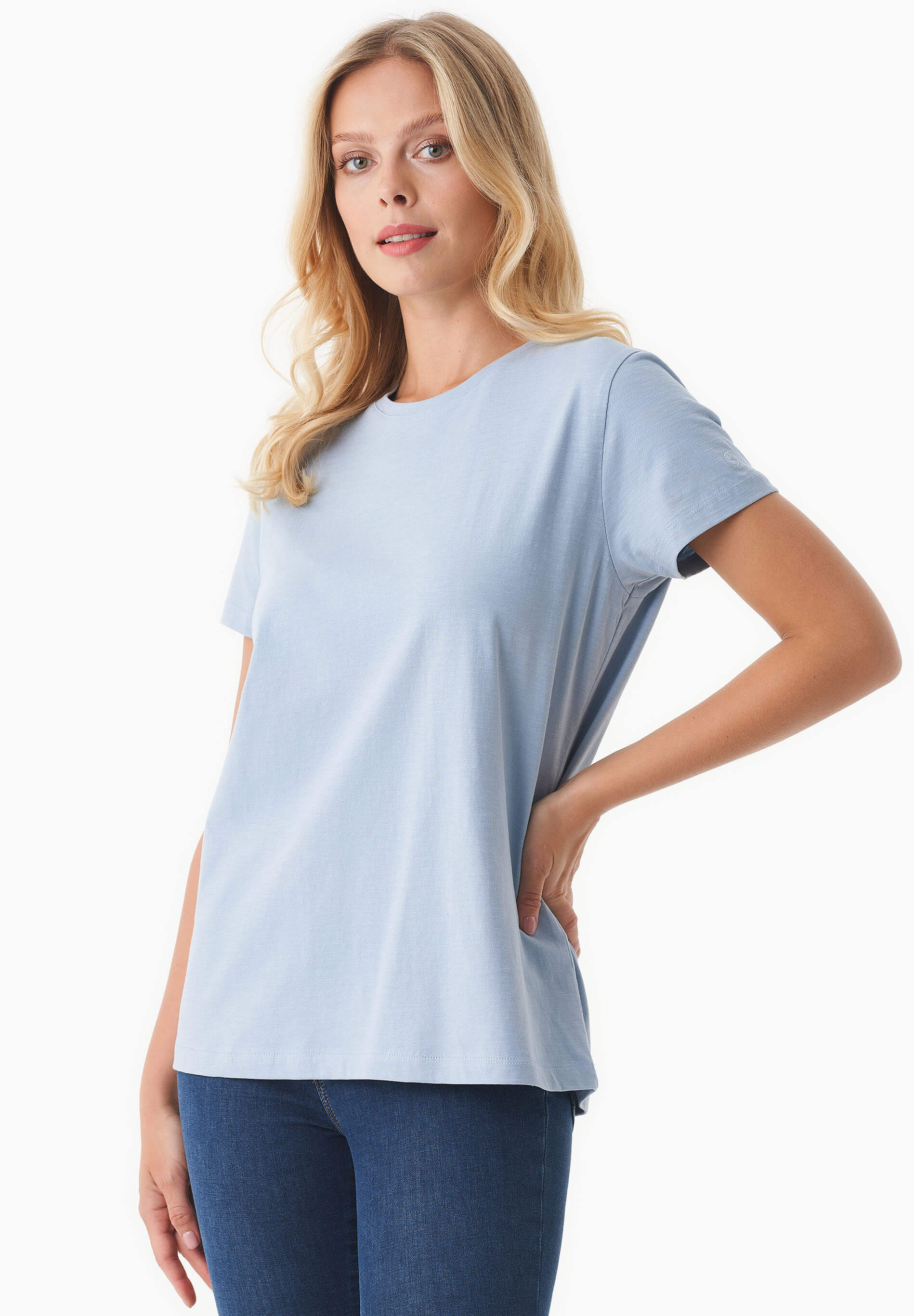 Camiseta básica en 100% algodón orgánico en azul hielo