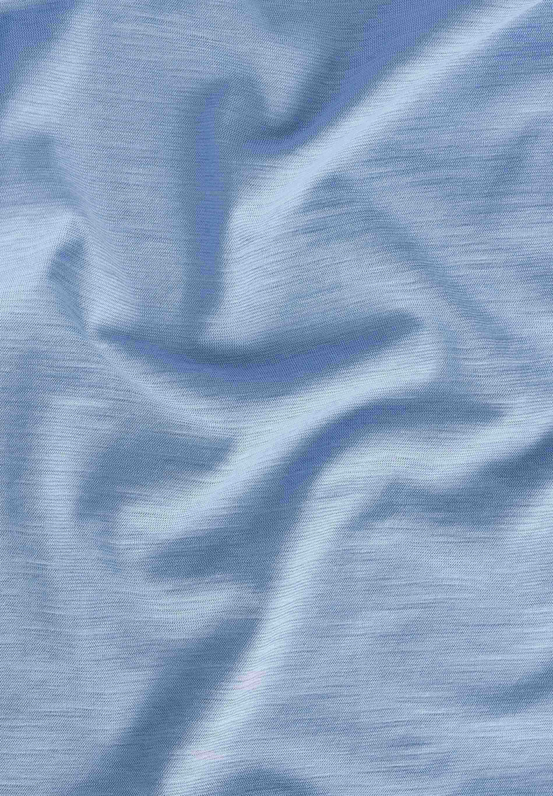 Camiseta básica en 100% algodón orgánico en azul hielo