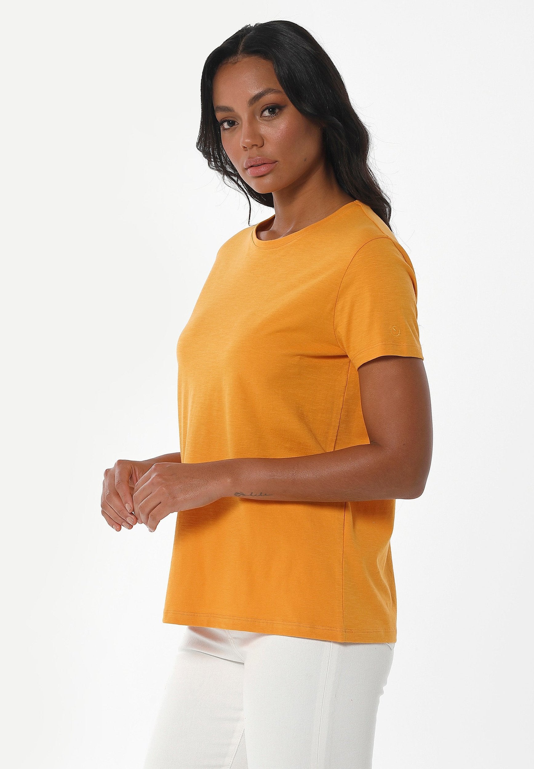 Camiseta básica en 100% algodón orgánico en mango