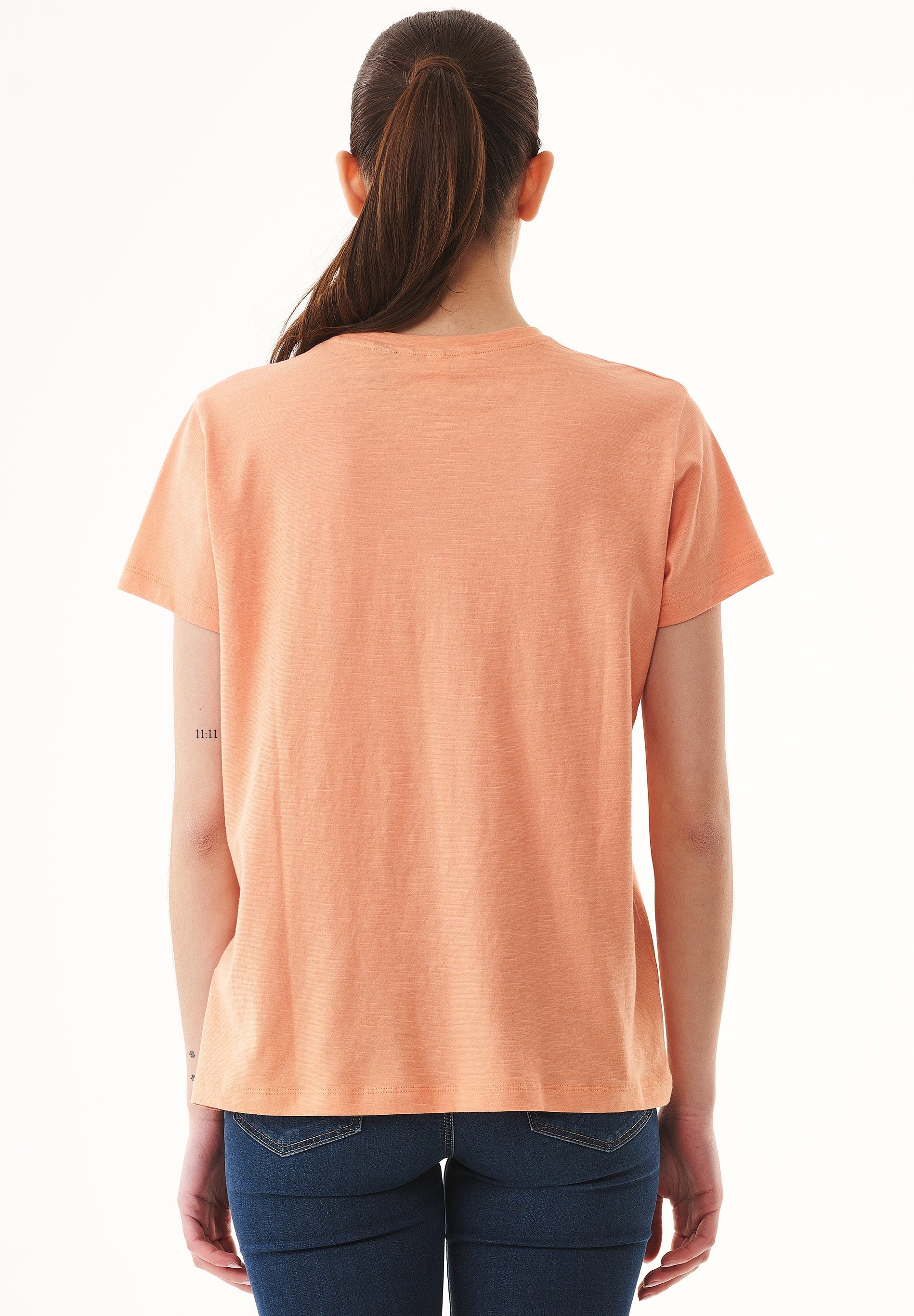 Camiseta básica en 100% algodón orgánico en coral