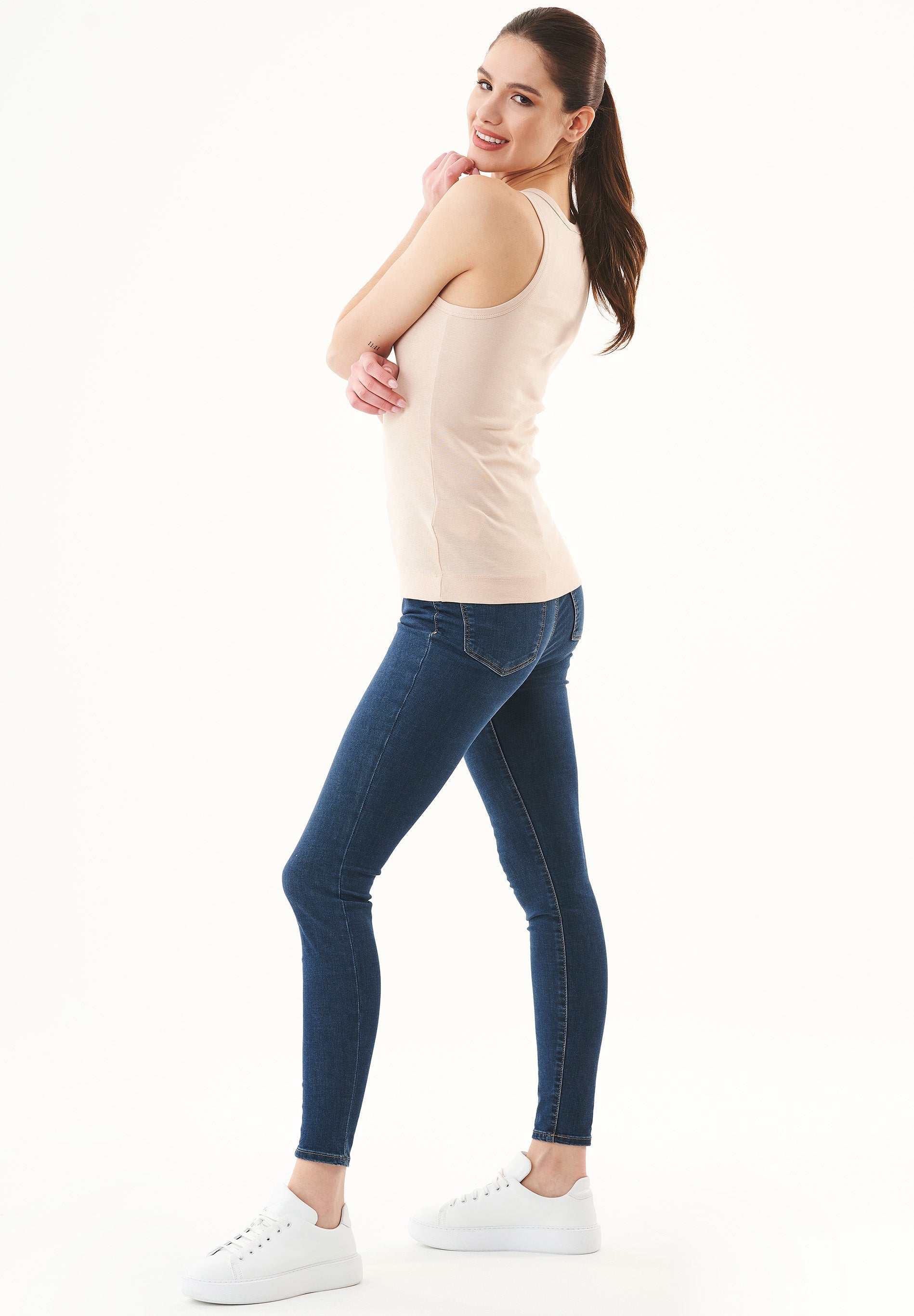 WCASUAL014birch-2.jpg