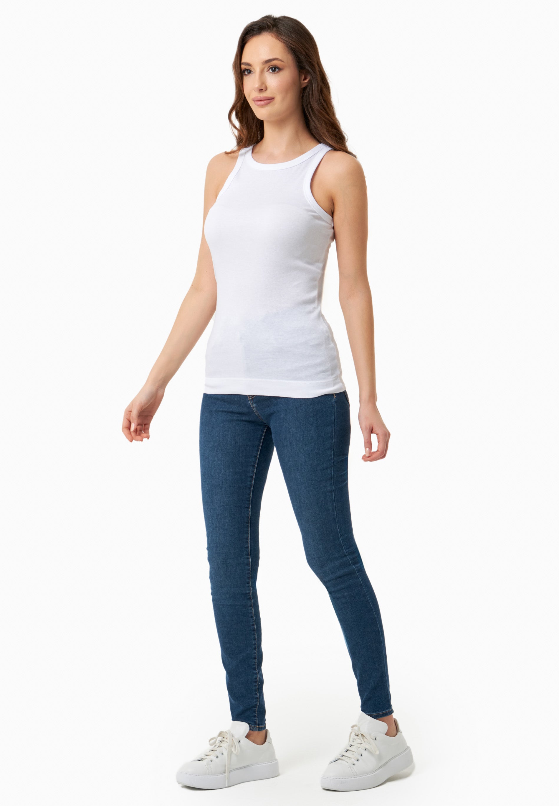 WCASUAL014white-2_0900.jpg