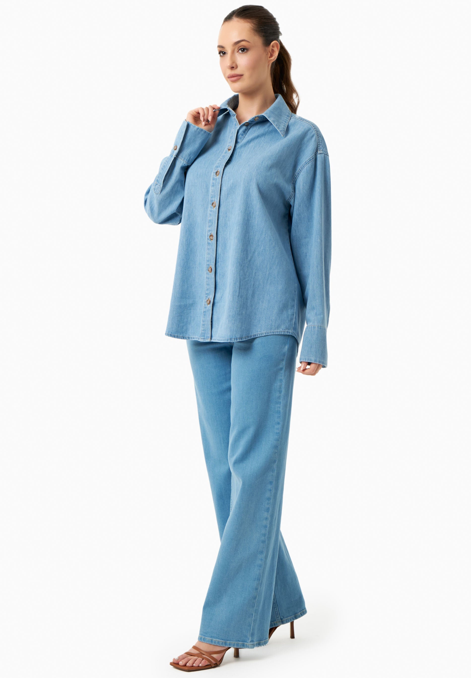 WOR19101lightblue-2_1702.jpg
