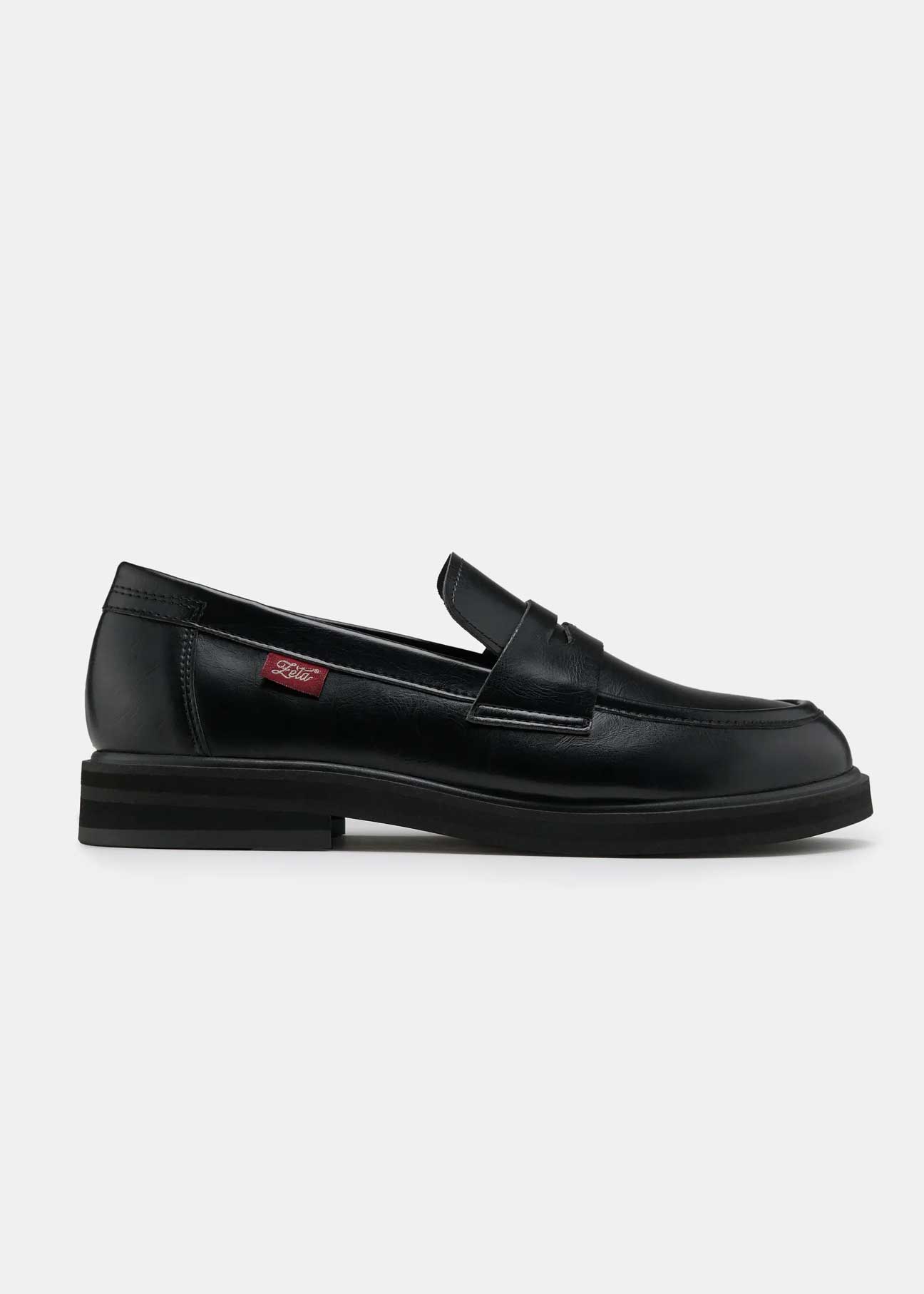 Loafers & Flats – Tagged 