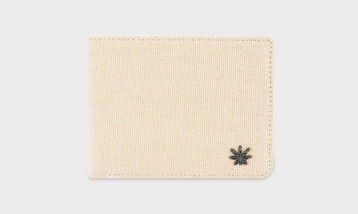 ecomarket-subcollections-women-vegan-wallets.jpg
