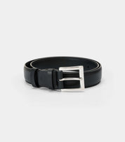 Cintura Classica Vegana - Nero con una fibbia argentata elegante, perfetta per eventi formali.