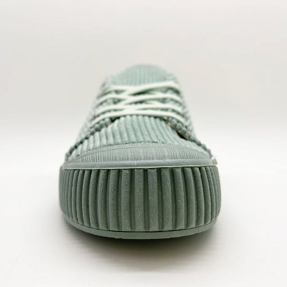 Sustainable shoes by nat2, model Cord Emerald Low, front view.