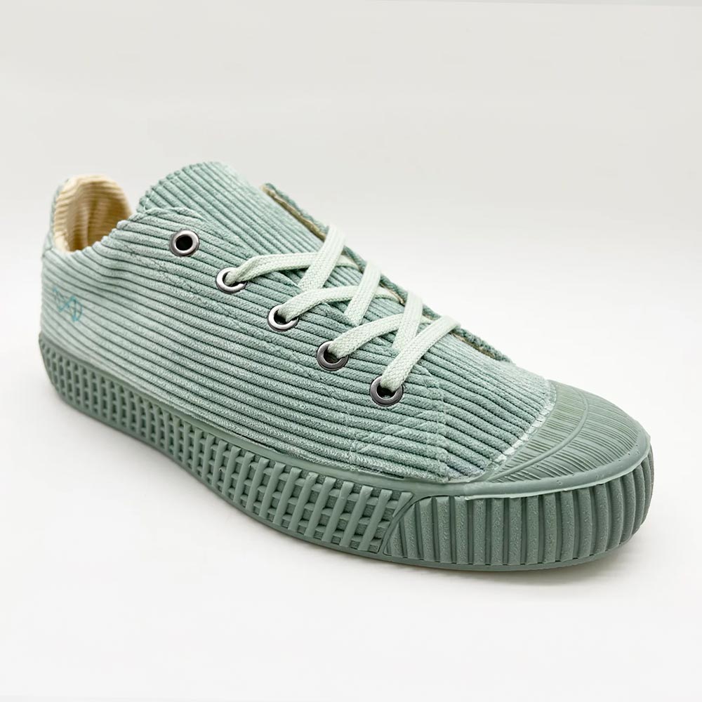 Sustainable shoes by nat2, model Cord Emerald Low, front angle.